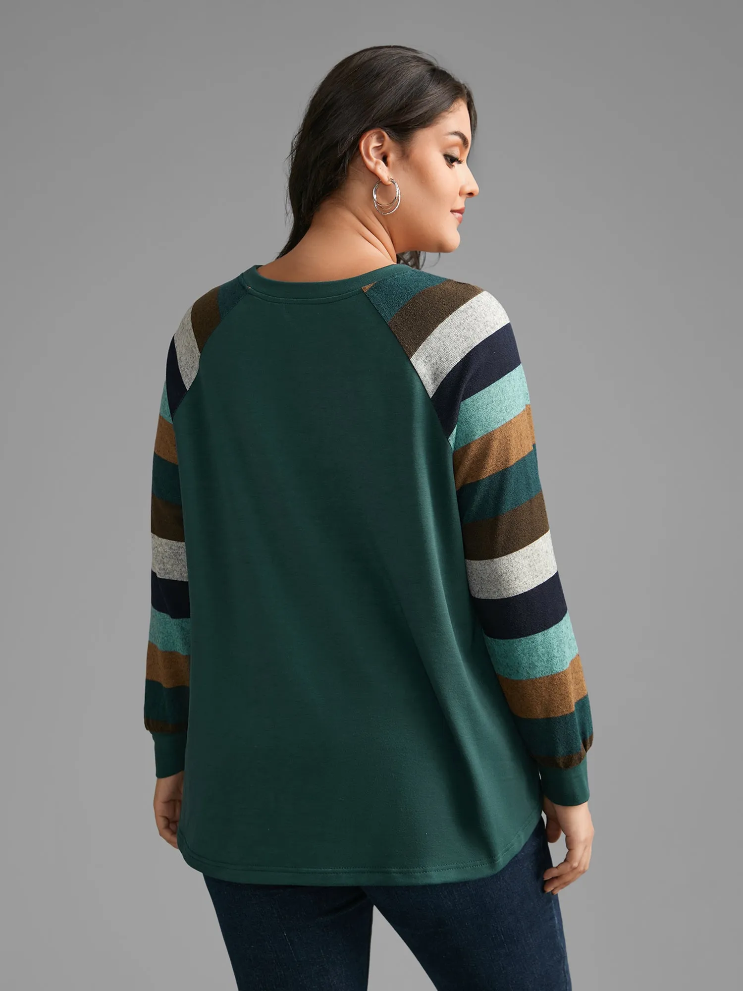 Contrast Patched Pocket Raglan Sleeve Sweatshirt sold by Bloomchic product image thumbnail 5