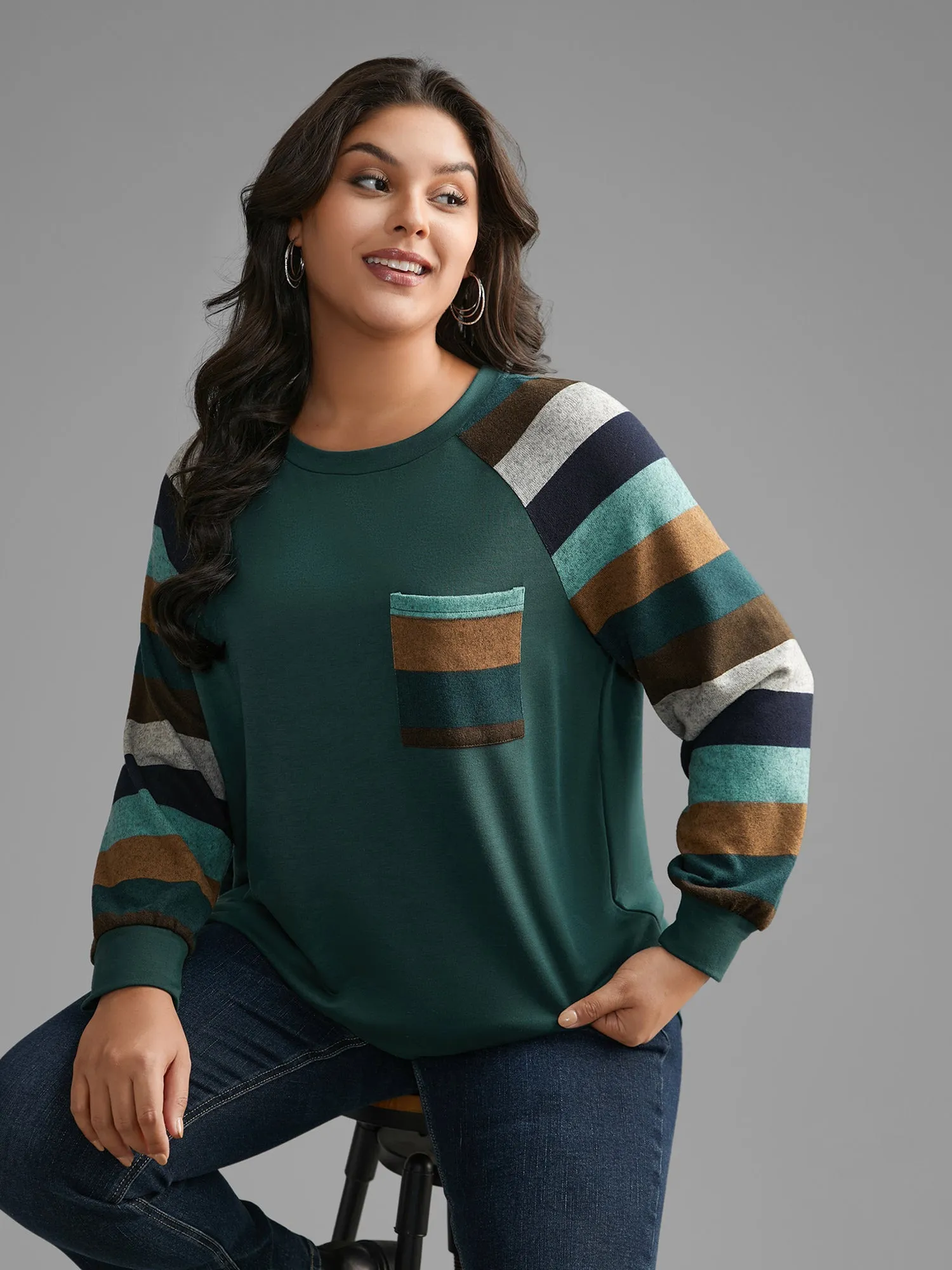 Contrast Patched Pocket Raglan Sleeve Sweatshirt sold by Bloomchic product image thumbnail 2