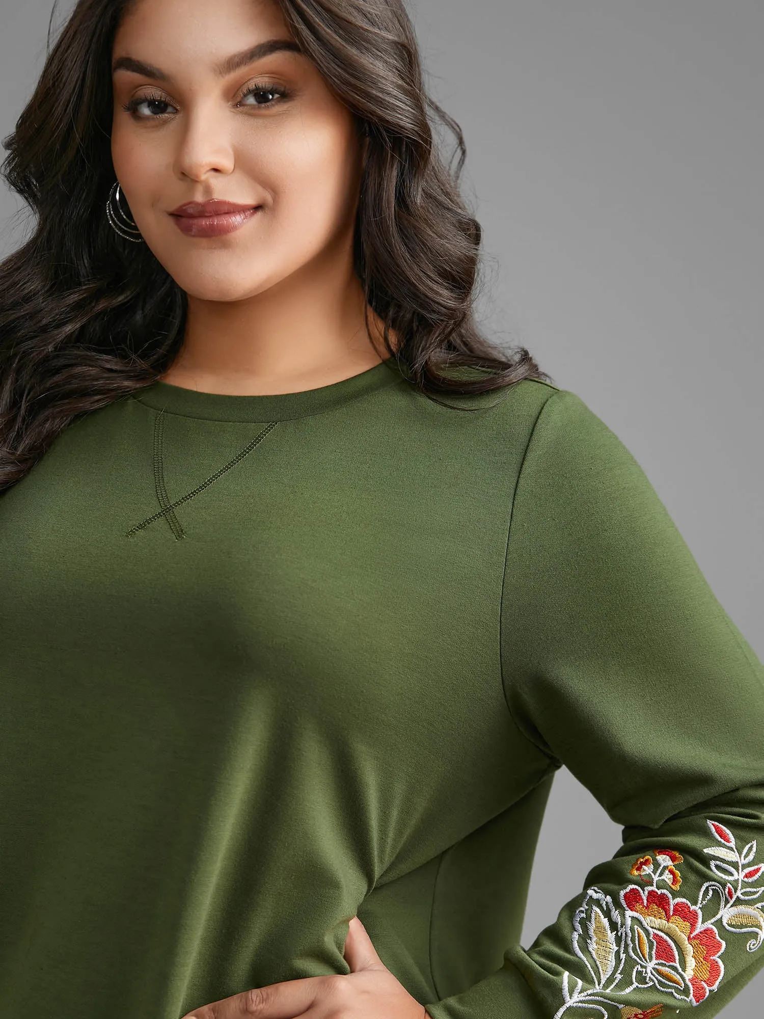 Crew Neck Floral Embroidered Sweatshirt sold by Bloomchic product image thumbnail 2