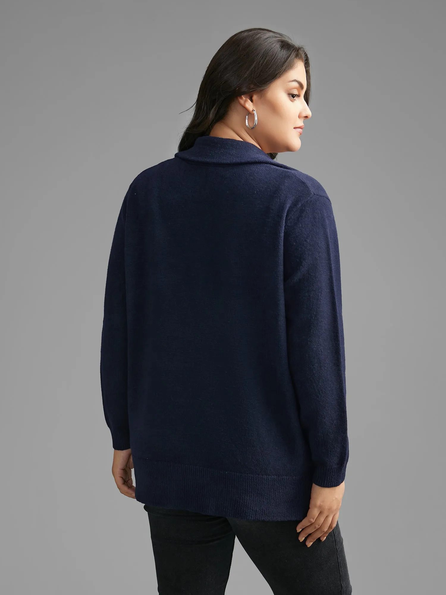 Supersoft Essentials Suit Collar Patch Pocket Cardigan sold by Bloomchic product image thumbnail 2