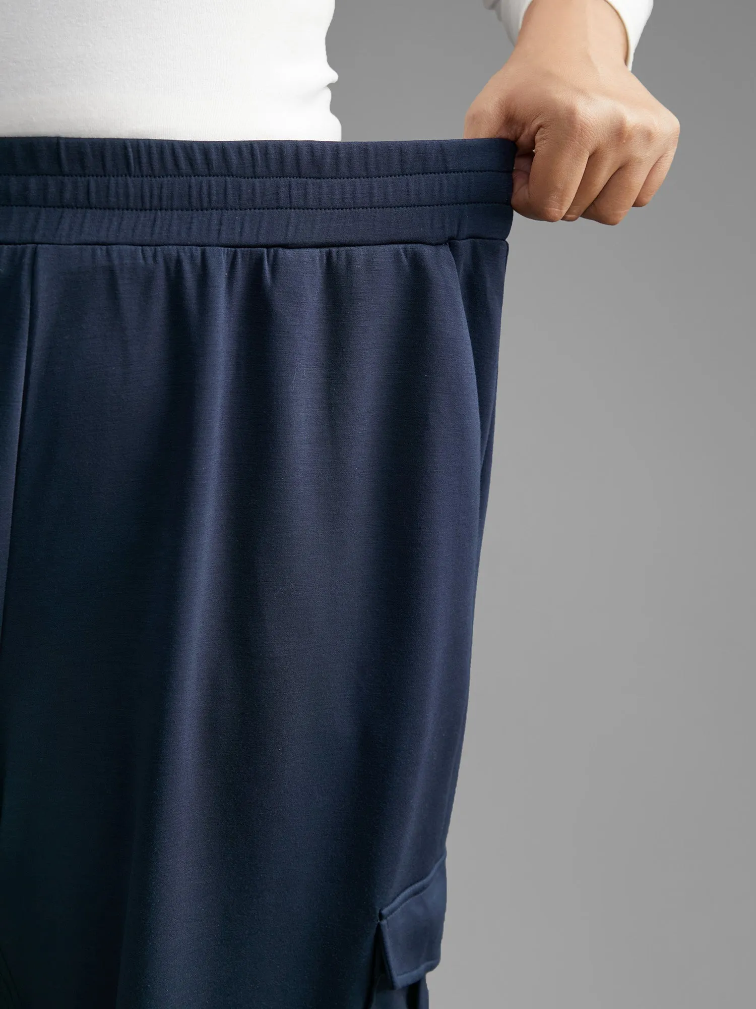 Mid Rise Patched Pocket Carrot Pants sold by Bloomchic product image thumbnail 5