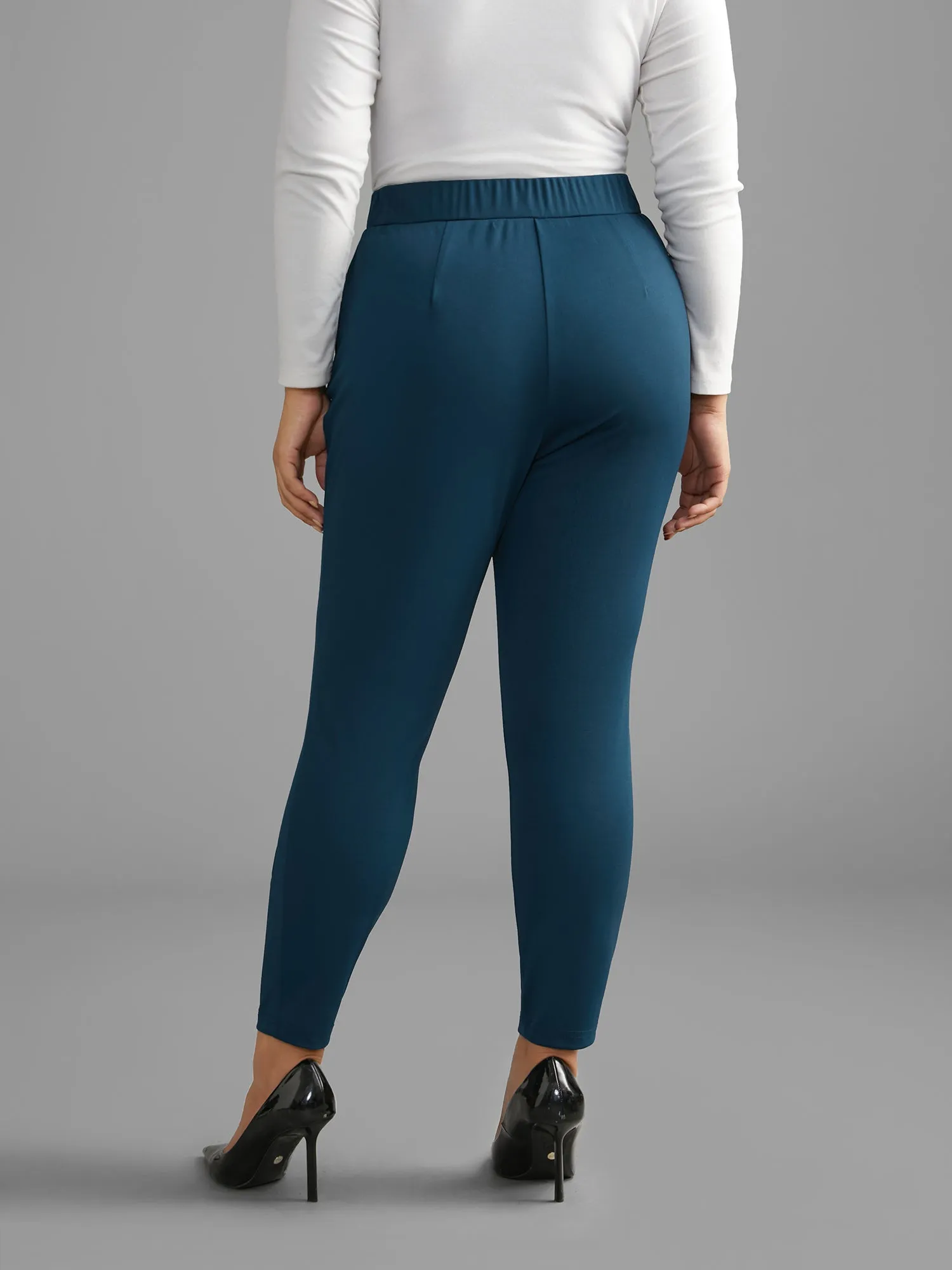 Mid Rise Zipper Detail Skinny Pants sold by Bloomchic product image thumbnail 2