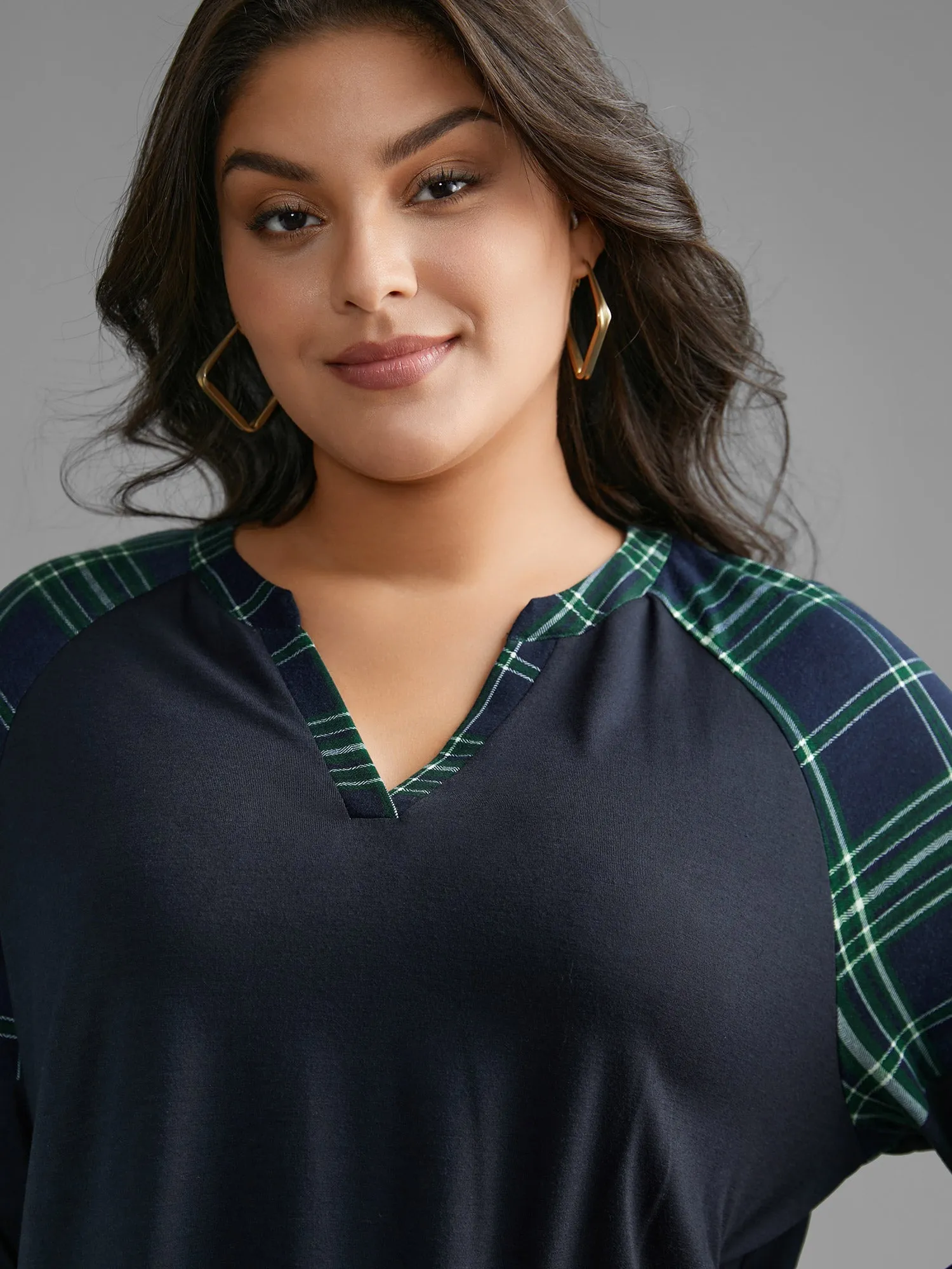 Notched Plaid Raglan Sleeve T-shirt sold by Bloomchic product image thumbnail 4