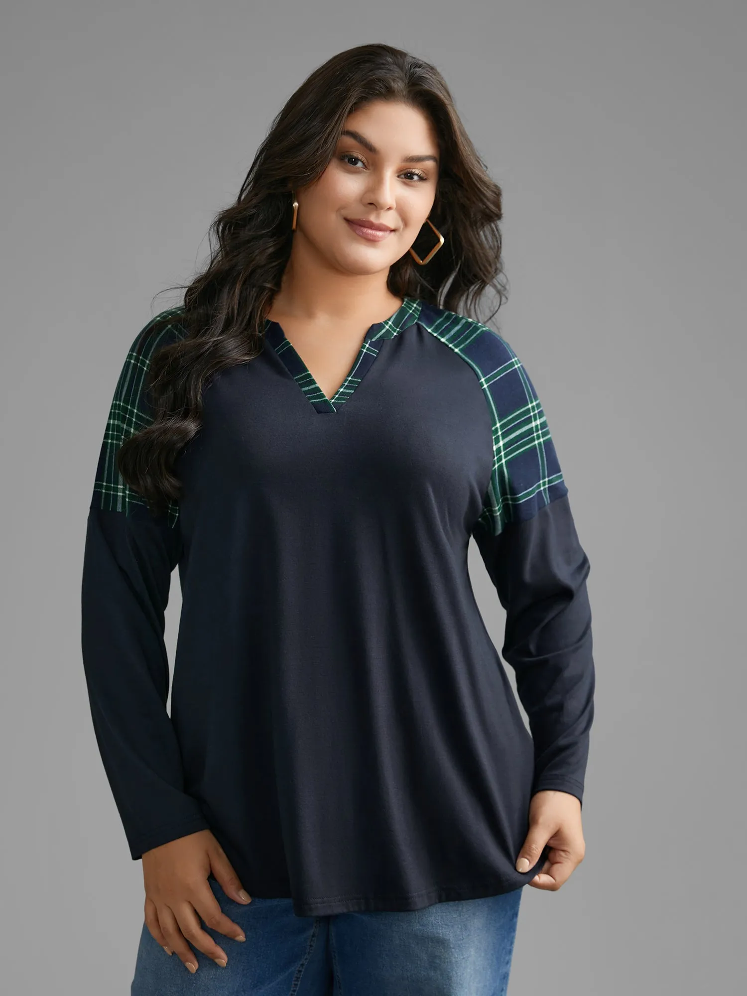 Notched Plaid Raglan Sleeve T-shirt sold by Bloomchic