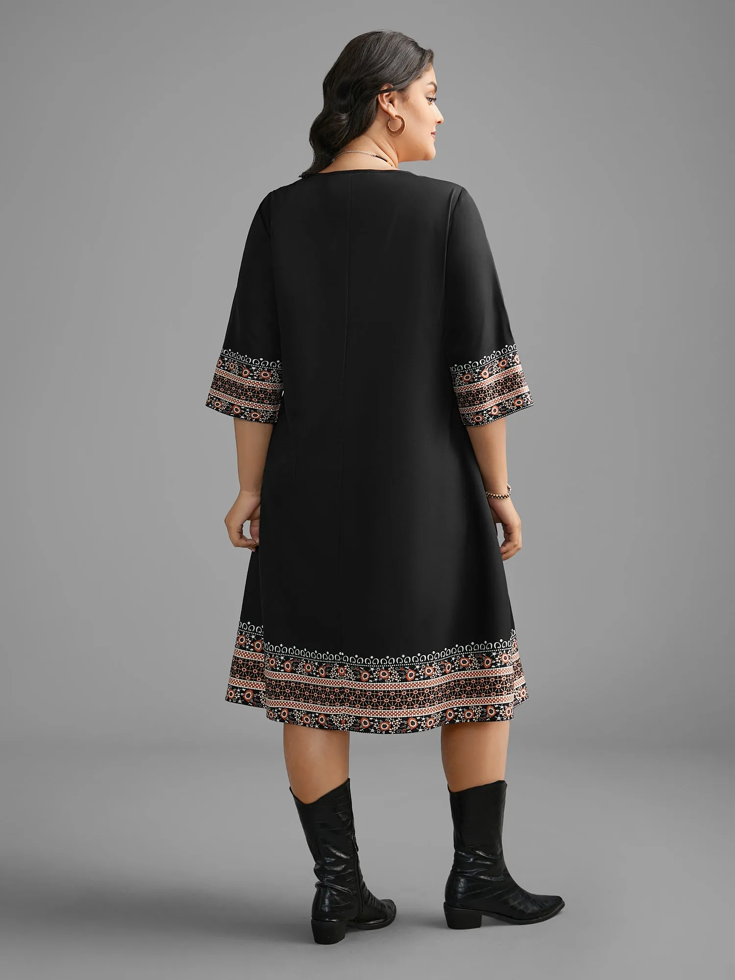 Notched Collar Boho Print Pocket Dress sold by Bloomchic product image thumbnail 4