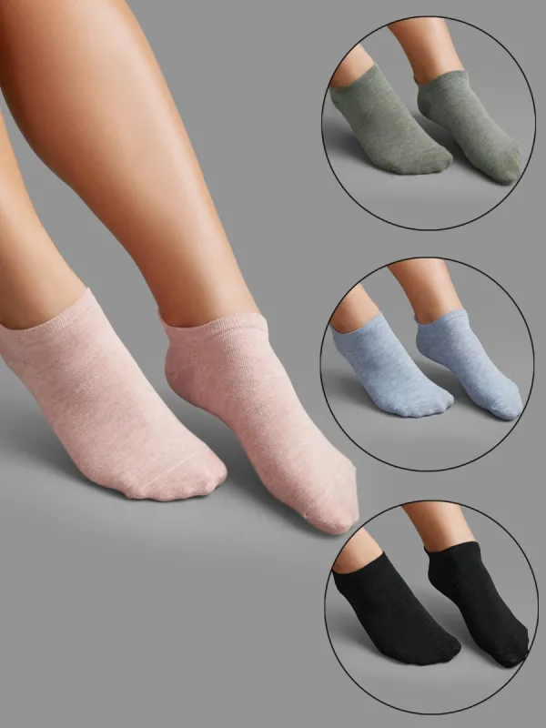 4 pairs Plain Smile Embroidered Socks sold by Bloomchic