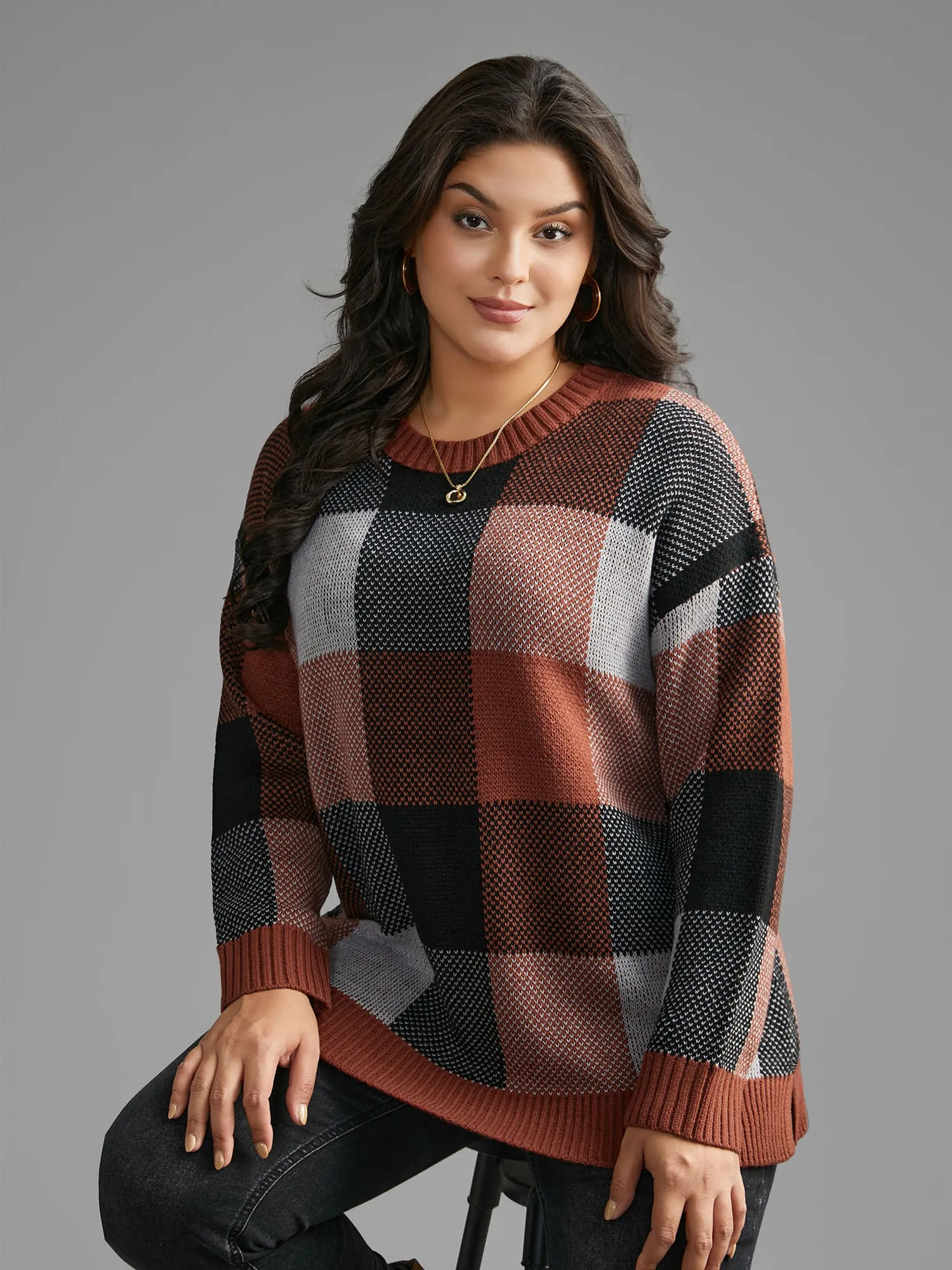 Plaid Contrast Slit Hem Pullover sold by Bloomchic