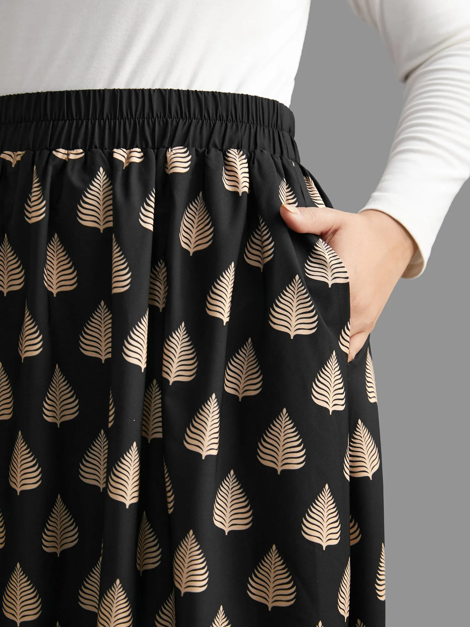 Boho Print Elastic Waist Pocket Skirt sold by Bloomchic product image thumbnail 5