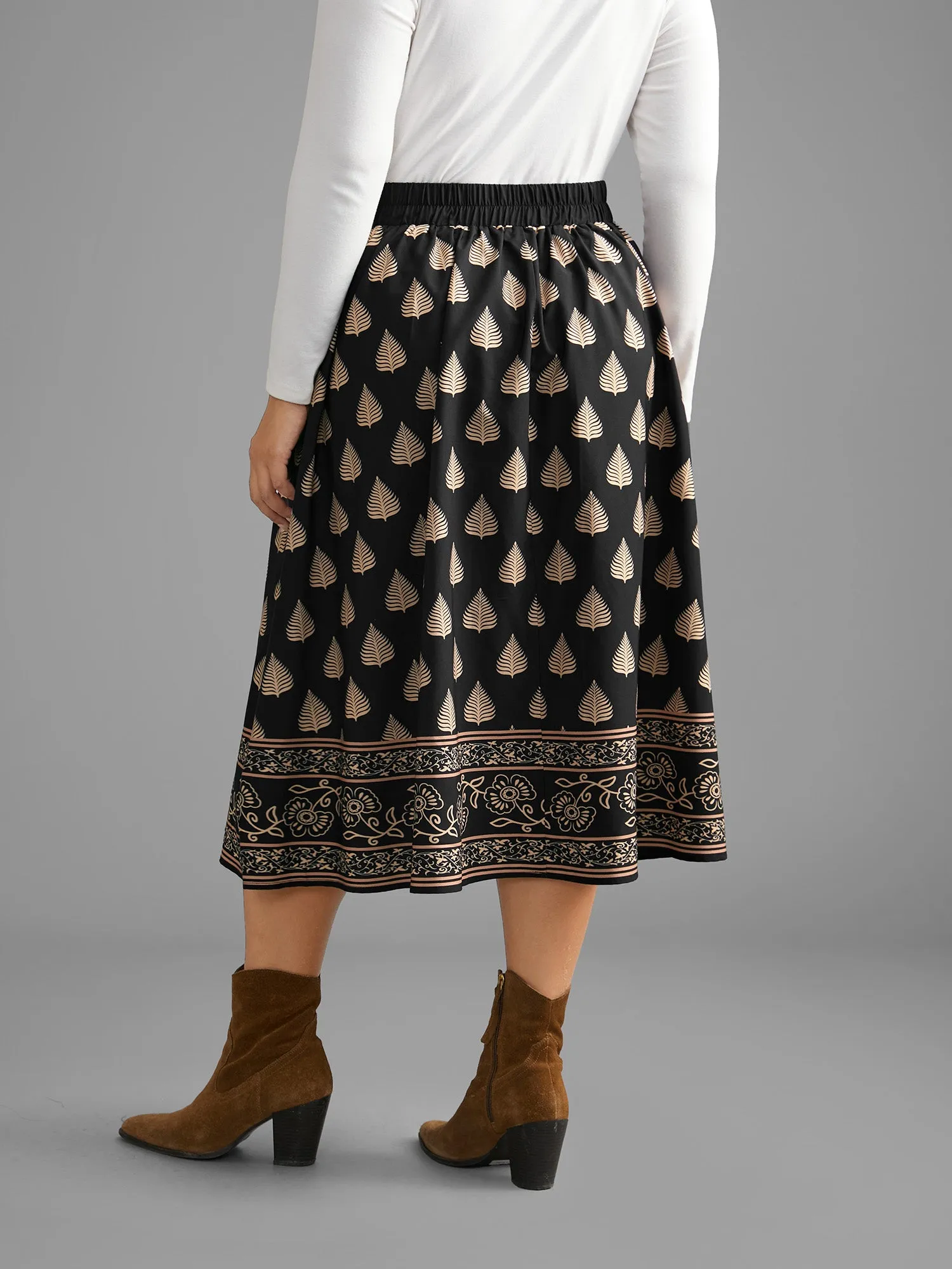 Boho Print Elastic Waist Pocket Skirt sold by Bloomchic product image thumbnail 3