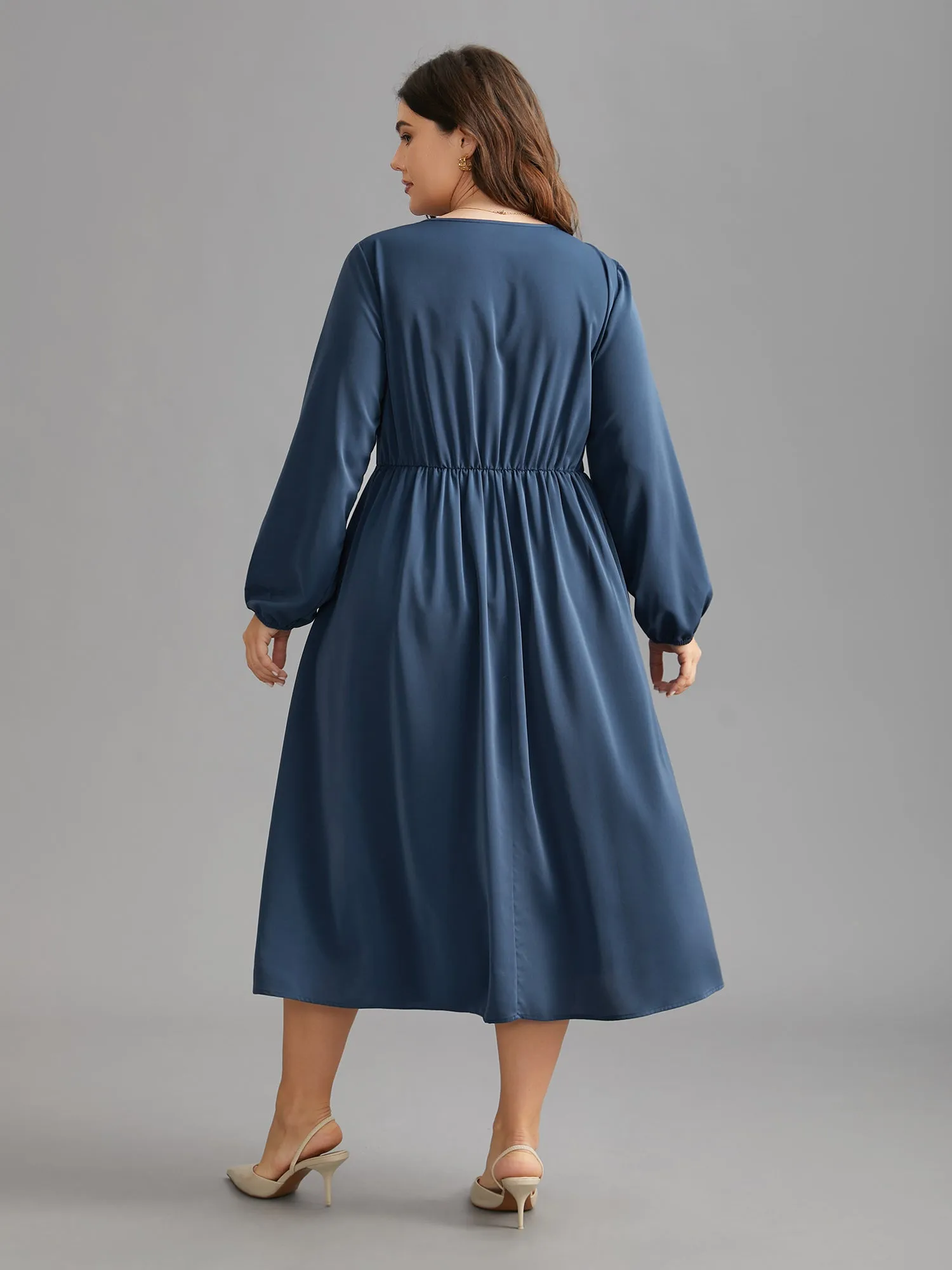 Solid Ruffle Trim Elastic Waist Midi Dress sold by Bloomchic product image thumbnail 4