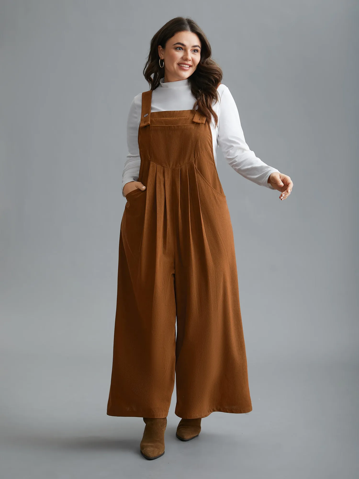 Plain Chest Pocket Pleated Jumpsuit sold by Bloomchic