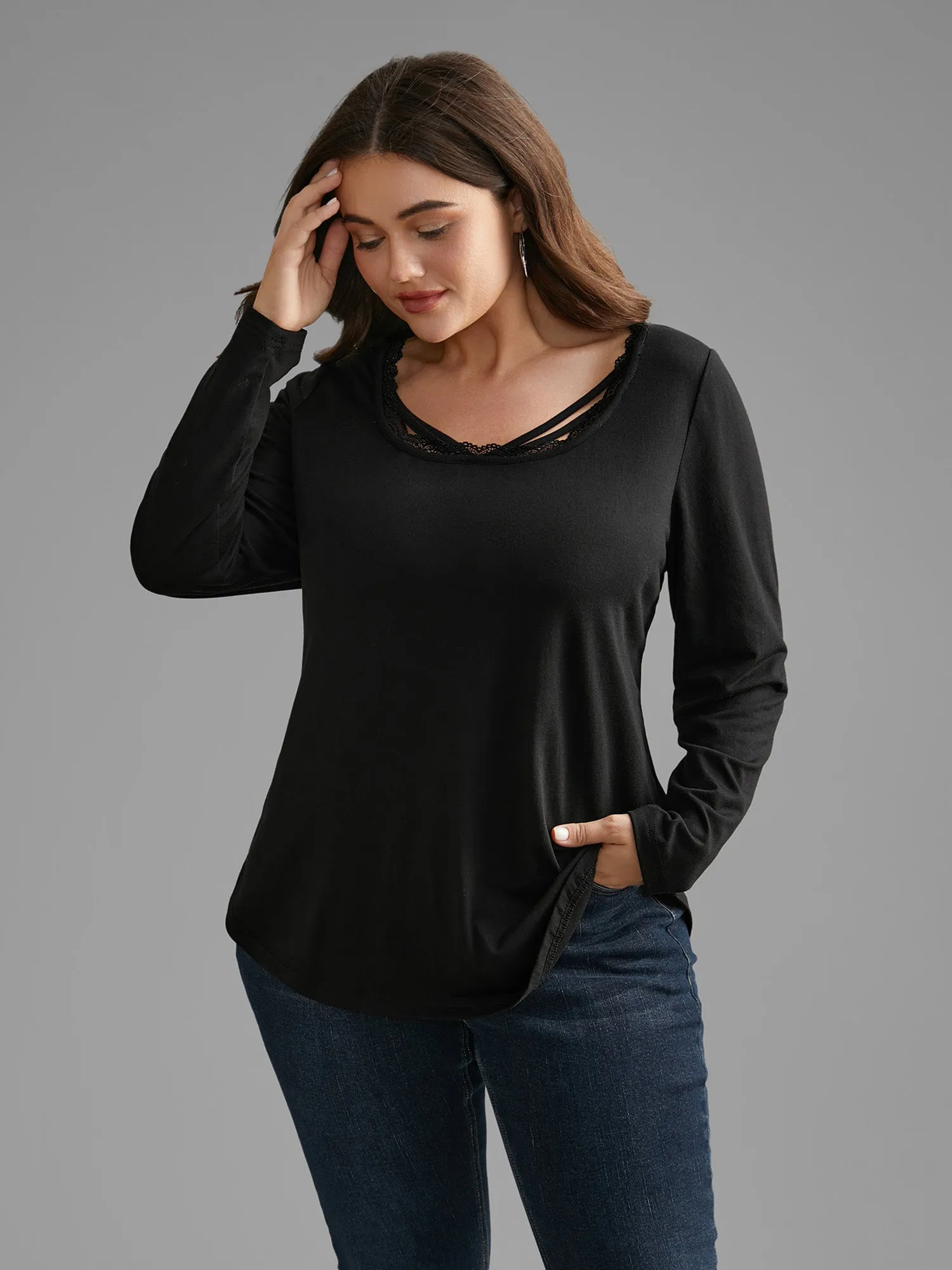 Plain Lace Patchwork Crisscross T-shirt sold by Bloomchic product image thumbnail 4