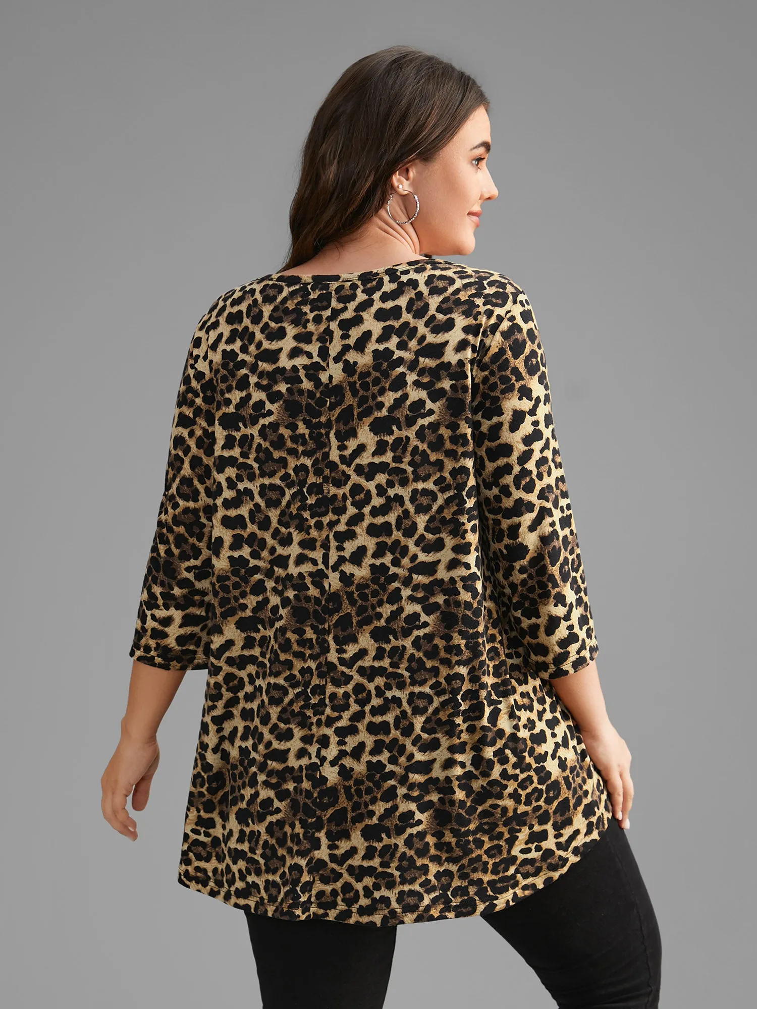 Leopard Print Half Zipper Arc Hem T-shirt sold by Bloomchic product image thumbnail 5