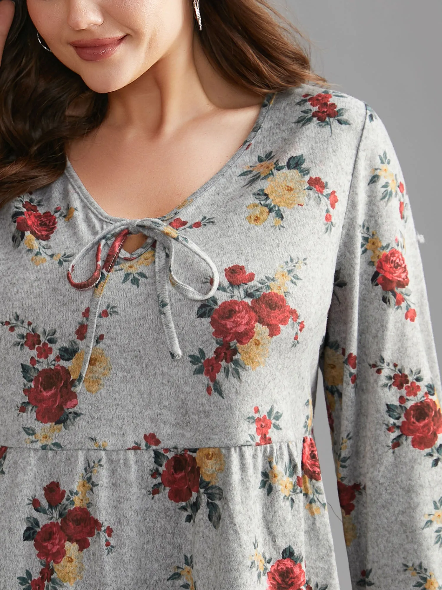 Floral Print Tie Knot T-shirt sold by Bloomchic product image thumbnail 2