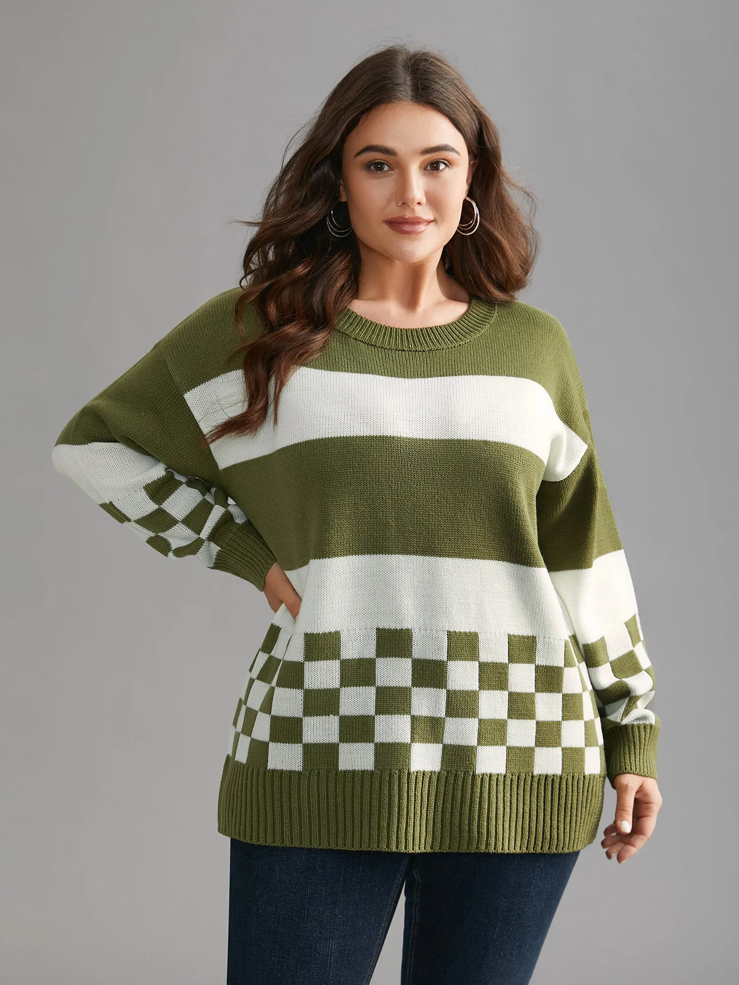 Colorblock Contrast Round Neck Split Hem Pullover sold by Bloomchic product image thumbnail 5