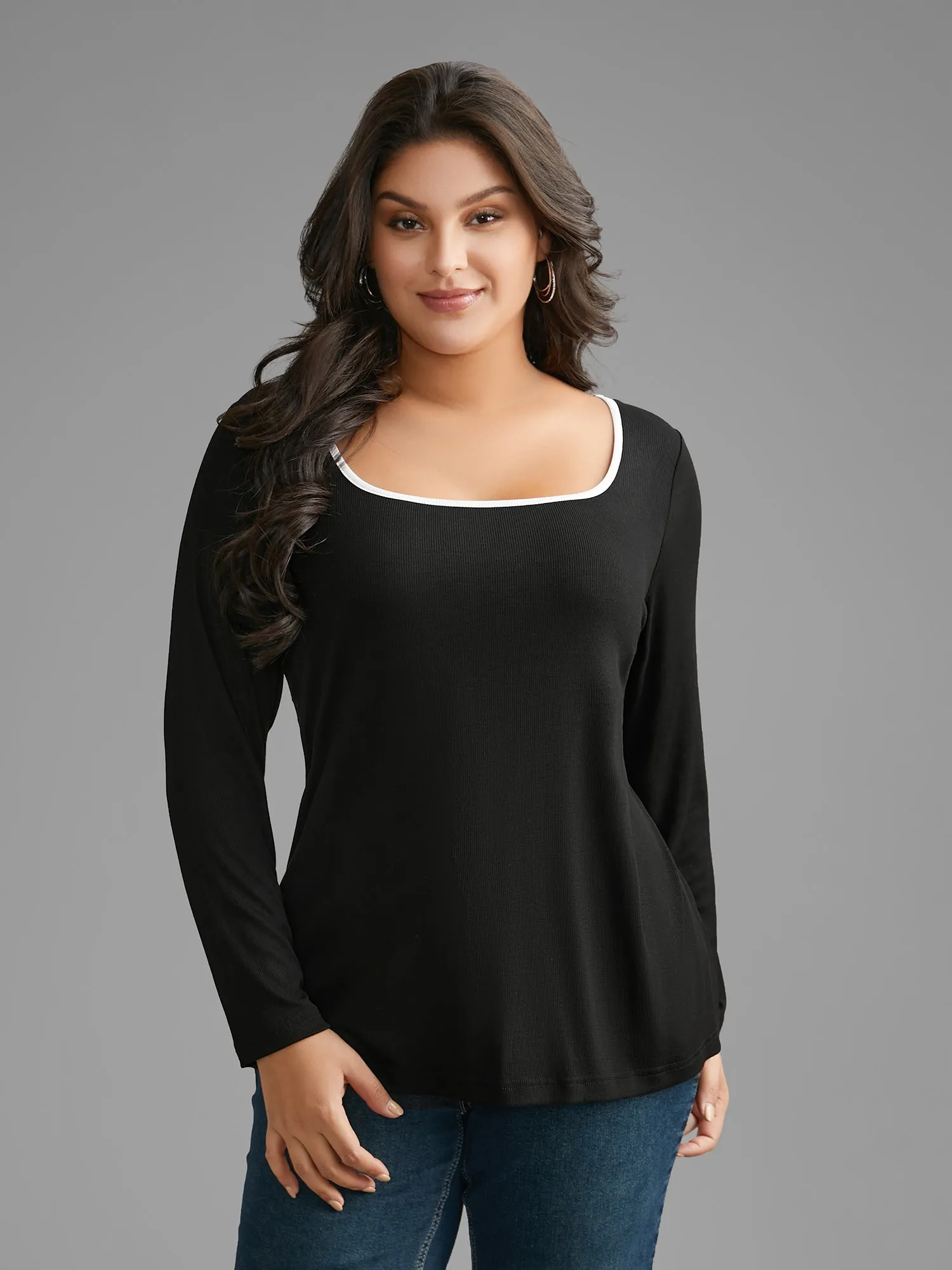 Square Neck Contrast Trim T-shirt sold by Bloomchic