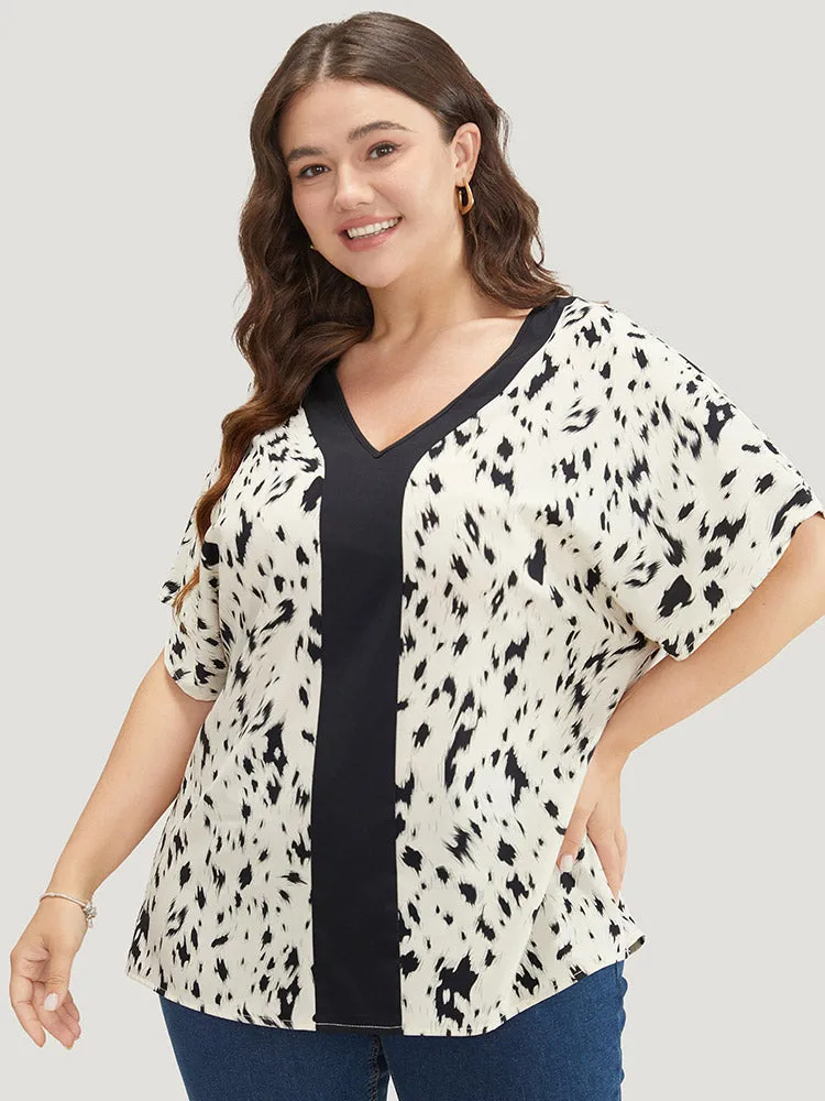 Allover Print Contrast Trim Blouse sold by Bloomchic product image thumbnail 4