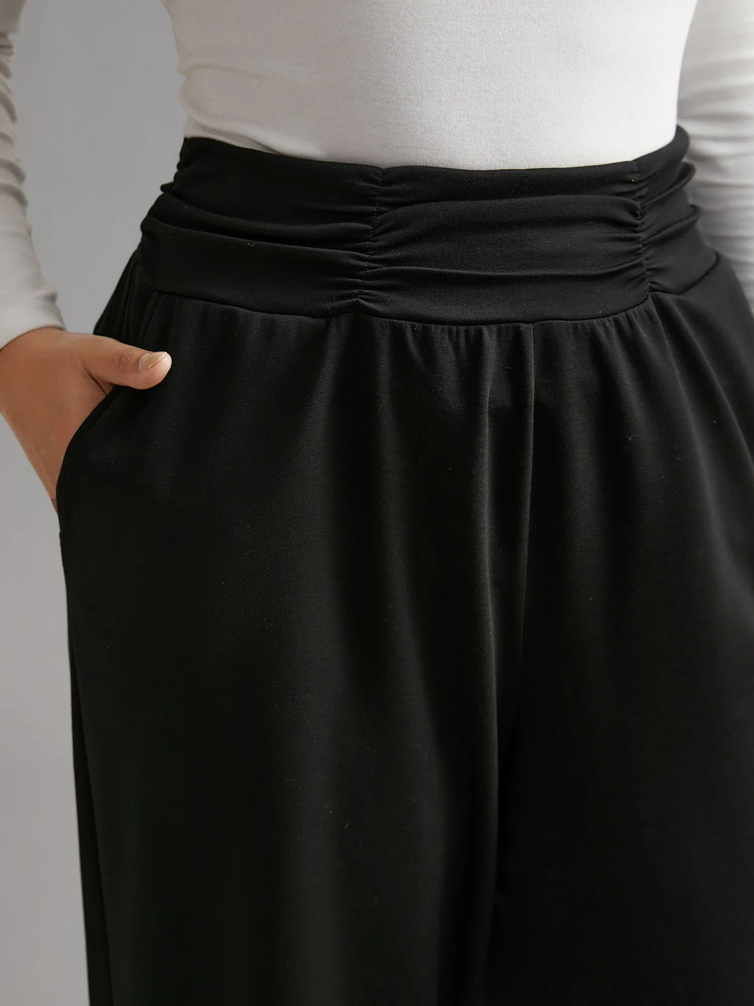 Supersoft Essentials Elastic Waist Pockets Jogger Pants sold by Bloomchic product image thumbnail 4