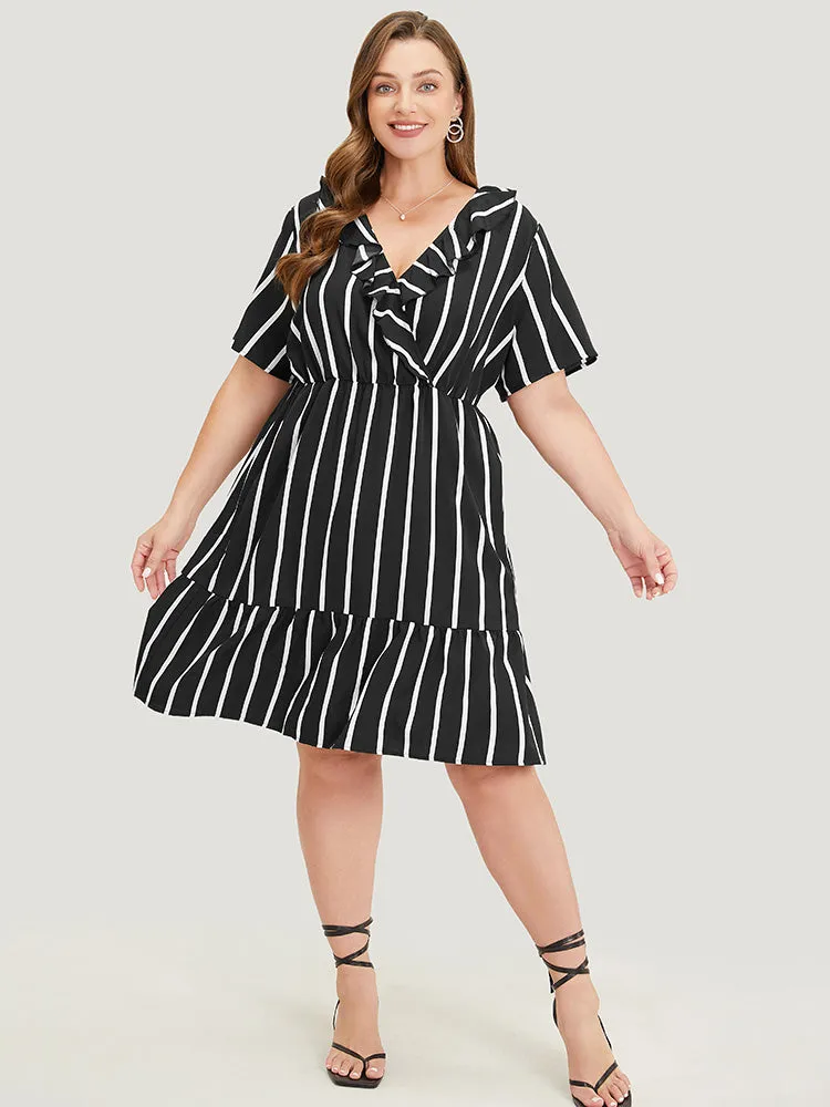 Striped Print Pocket Ruffle Trim Wrap Dress sold by Bloomchic product image thumbnail 4