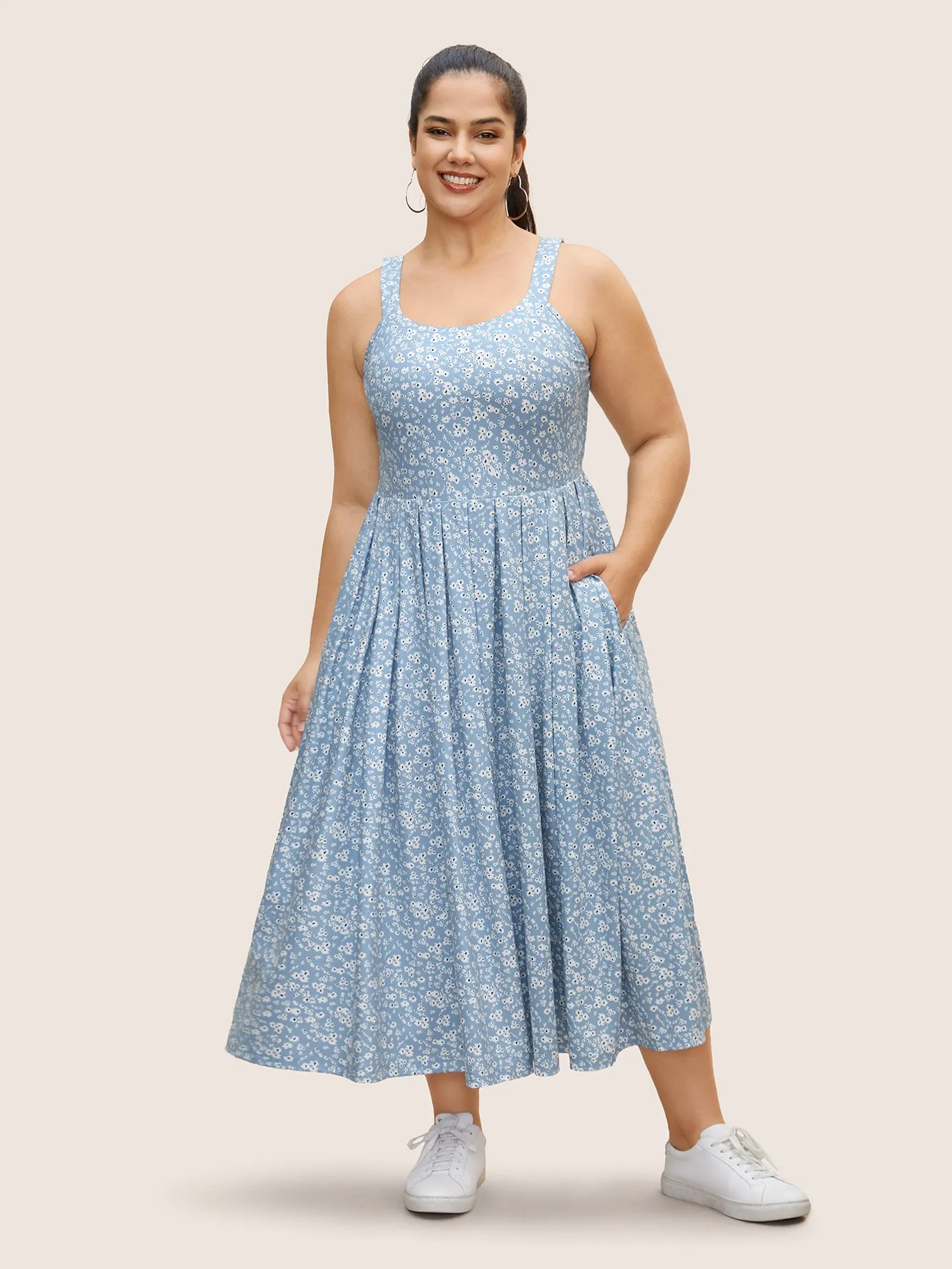 U Neck Ditsy Floral Pleated Dress sold by Bloomchic product image thumbnail 2