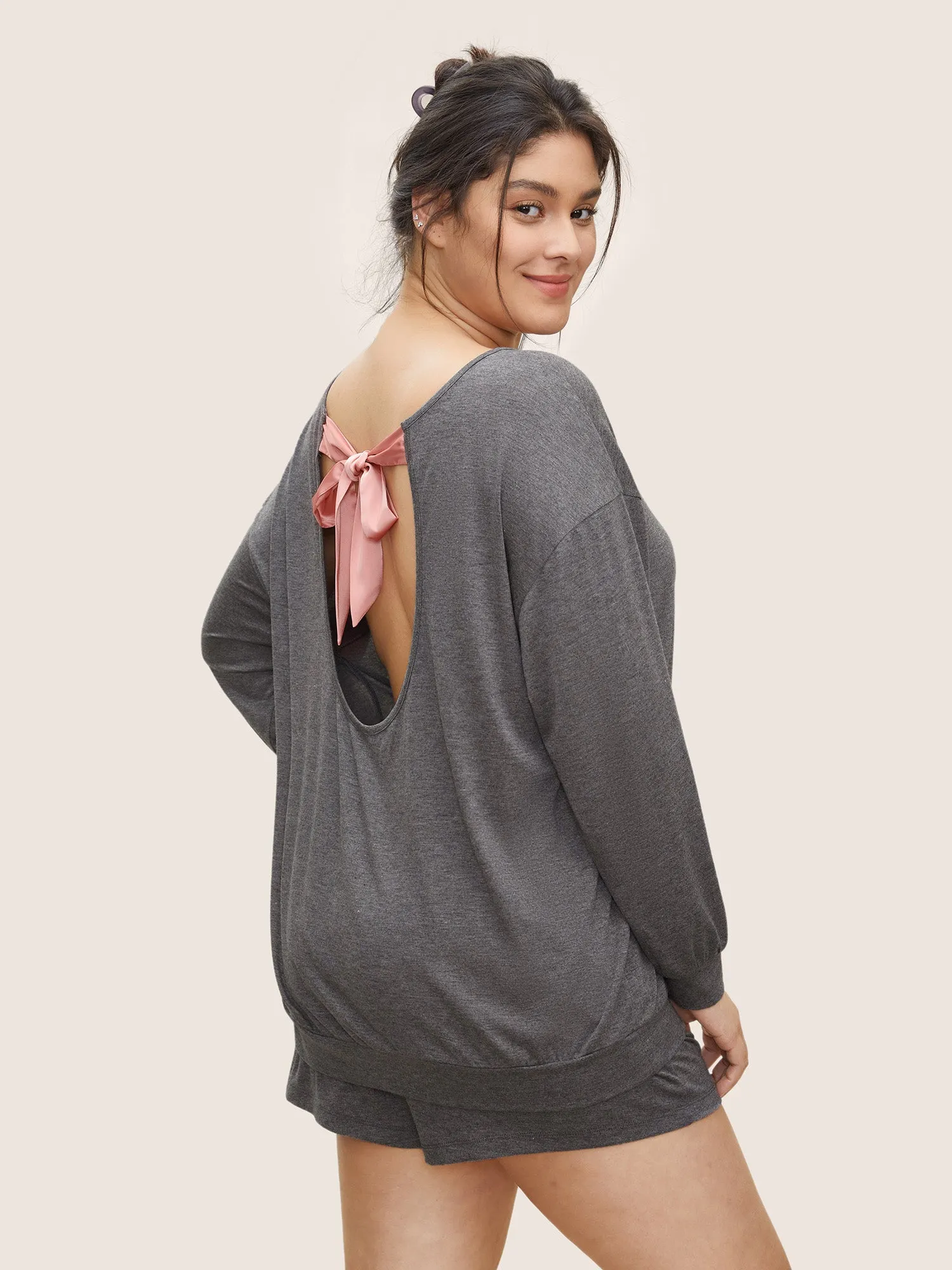 Plain Backless Bowknot Sleep Top sold by Bloomchic product image thumbnail 2