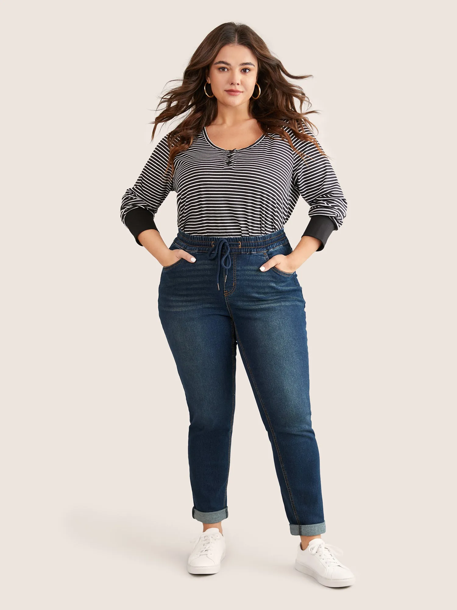 Drawstring Elastic Waist Straight Leg Jeans sold by Bloomchic product image thumbnail 3