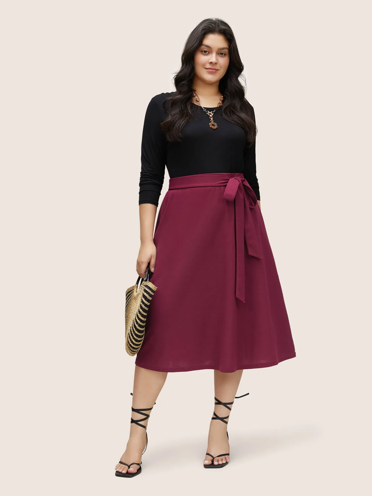 Plain Elastic Waist Pocket Ties Cropped Skirt sold by Bloomchic product image thumbnail 2