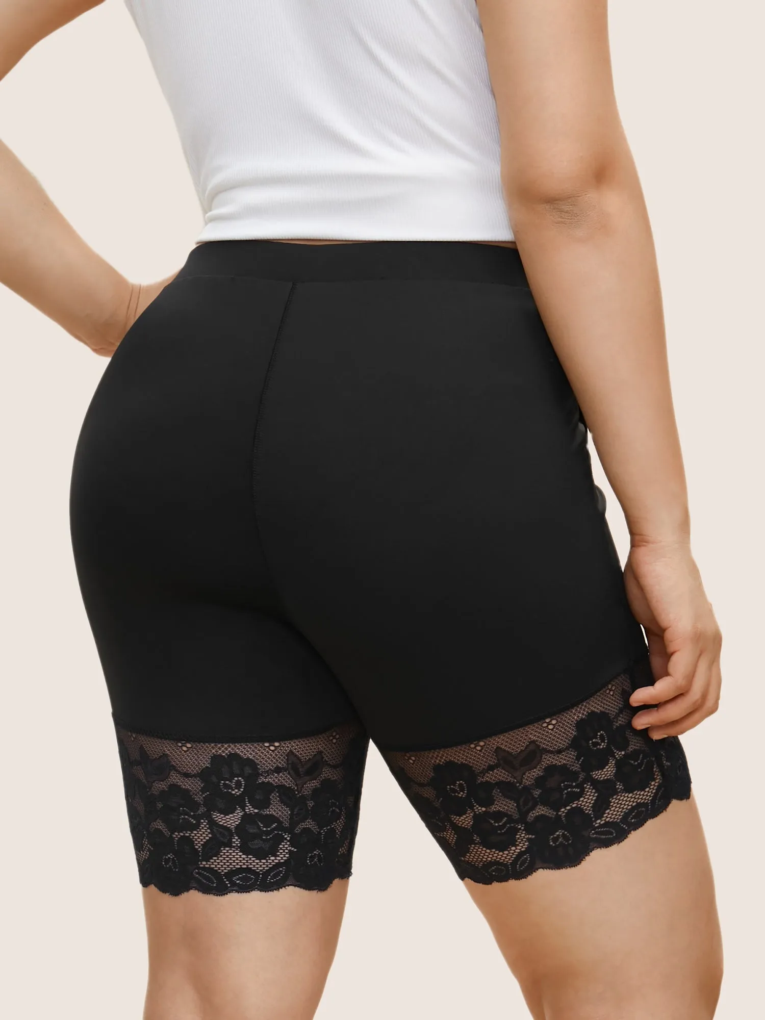Crochet Lace Pocket High Rise Leggings sold by Bloomchic product image thumbnail 2