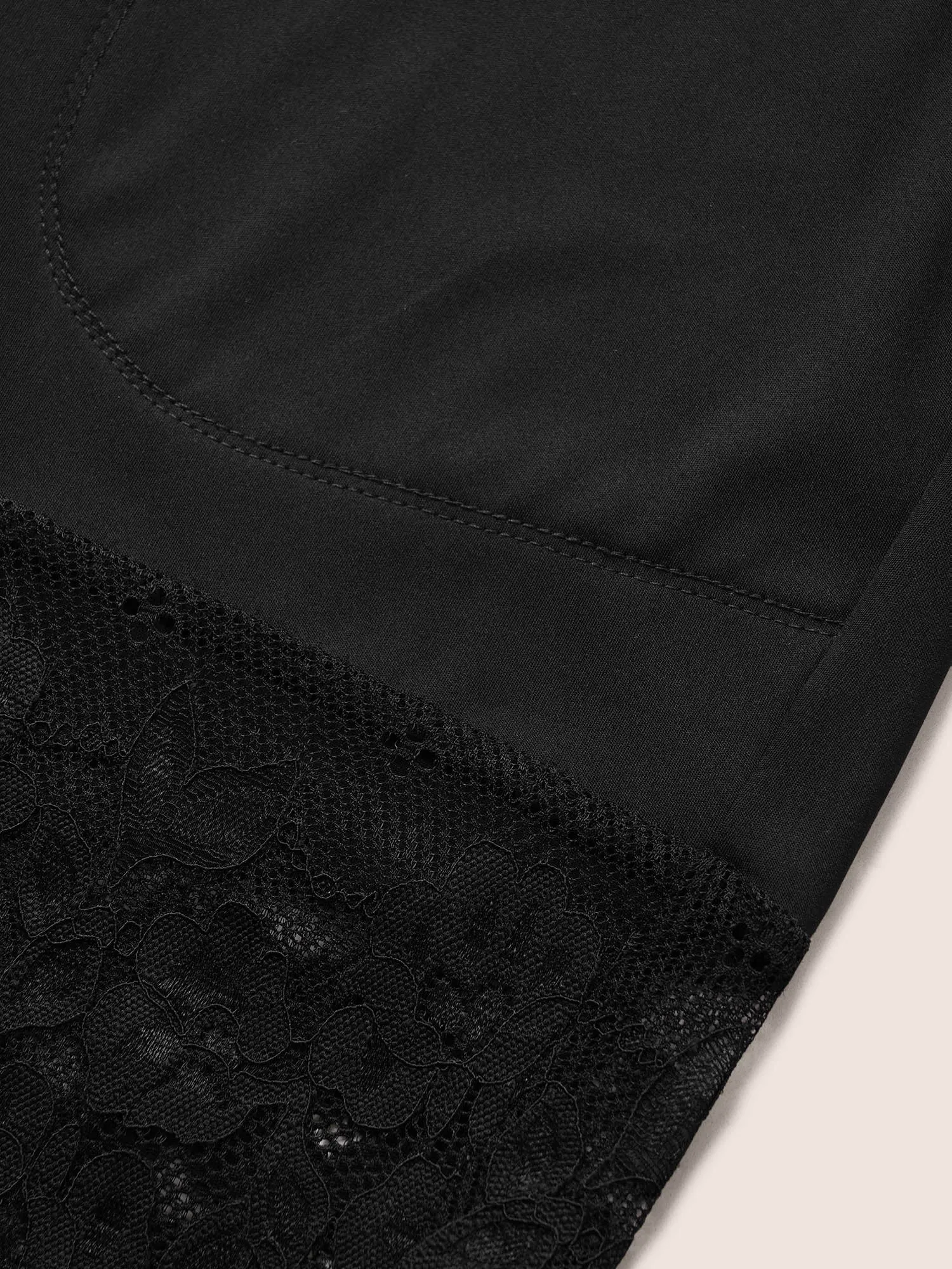 Crochet Lace Pocket High Rise Leggings sold by Bloomchic product image thumbnail 5