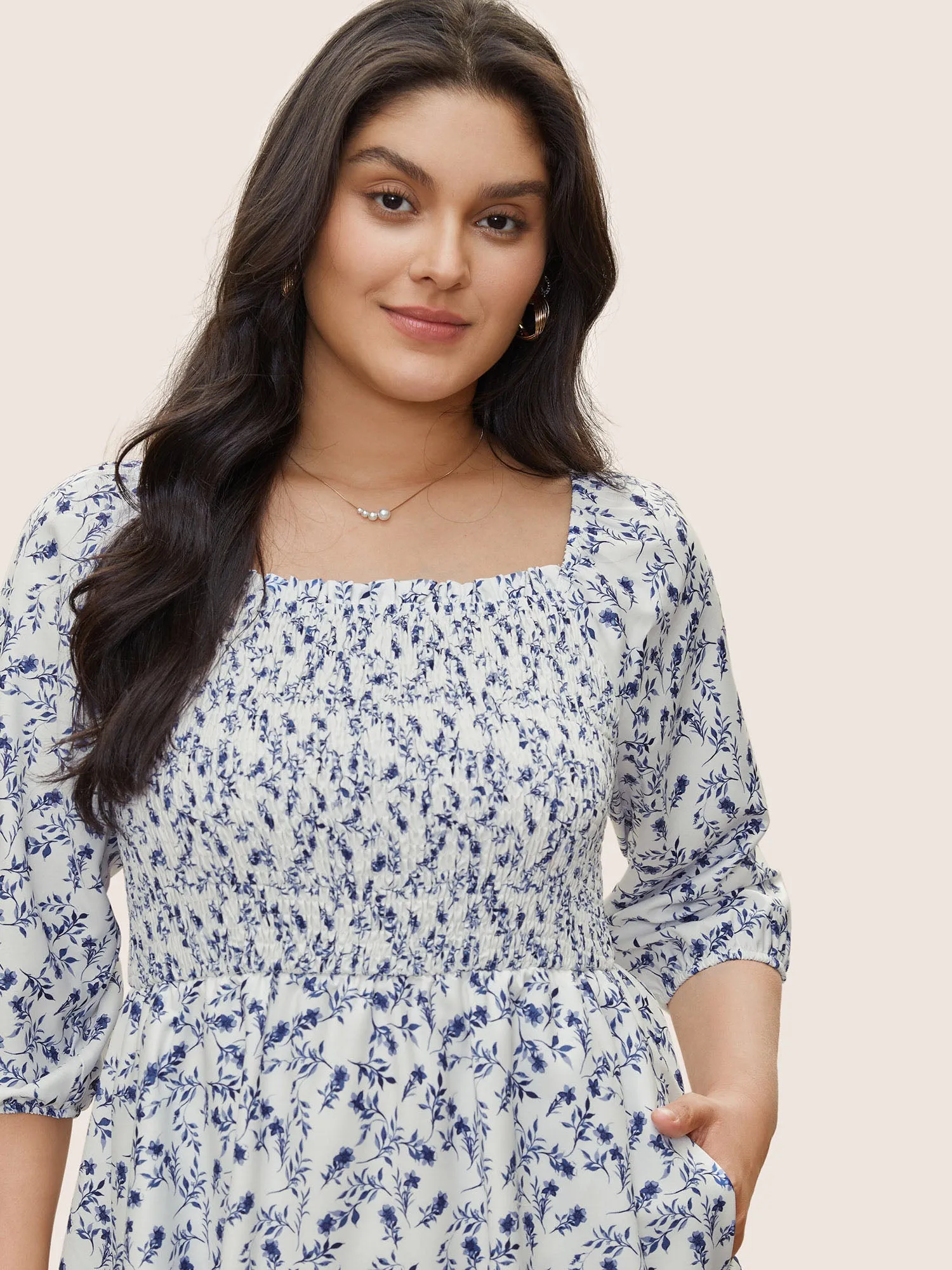 Ditsy Floral Square Neck Shirred Lantern Sleeve Dress sold by Bloomchic product image thumbnail 4