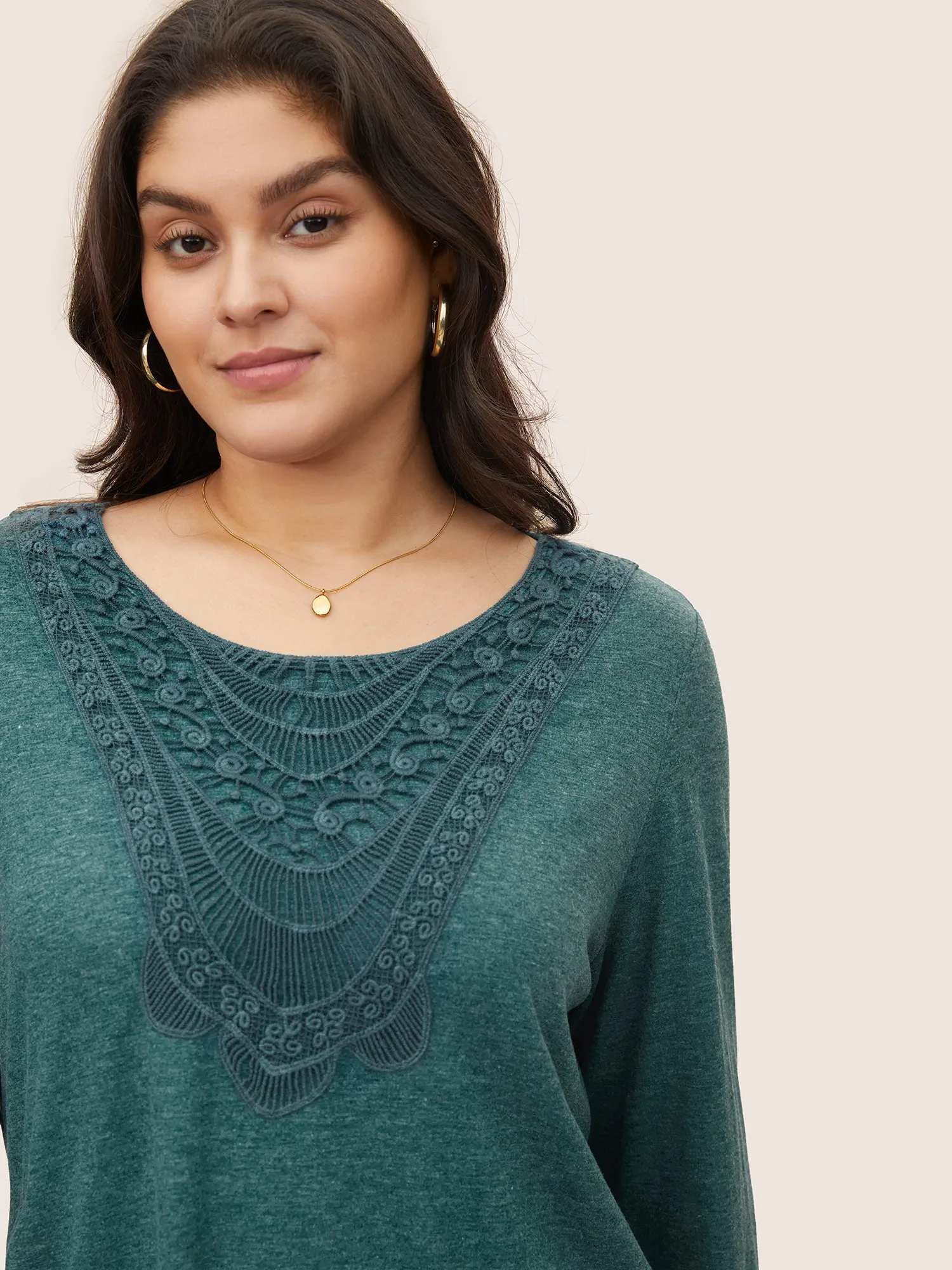 Solid Eyelet Lace Curved Hem T-shirt sold by Bloomchic product image thumbnail 2