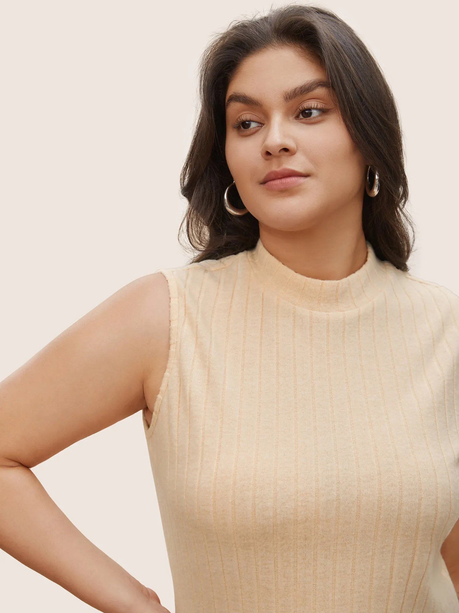 Plain Texture Mock Neck Tank Top sold by Bloomchic product image thumbnail 4