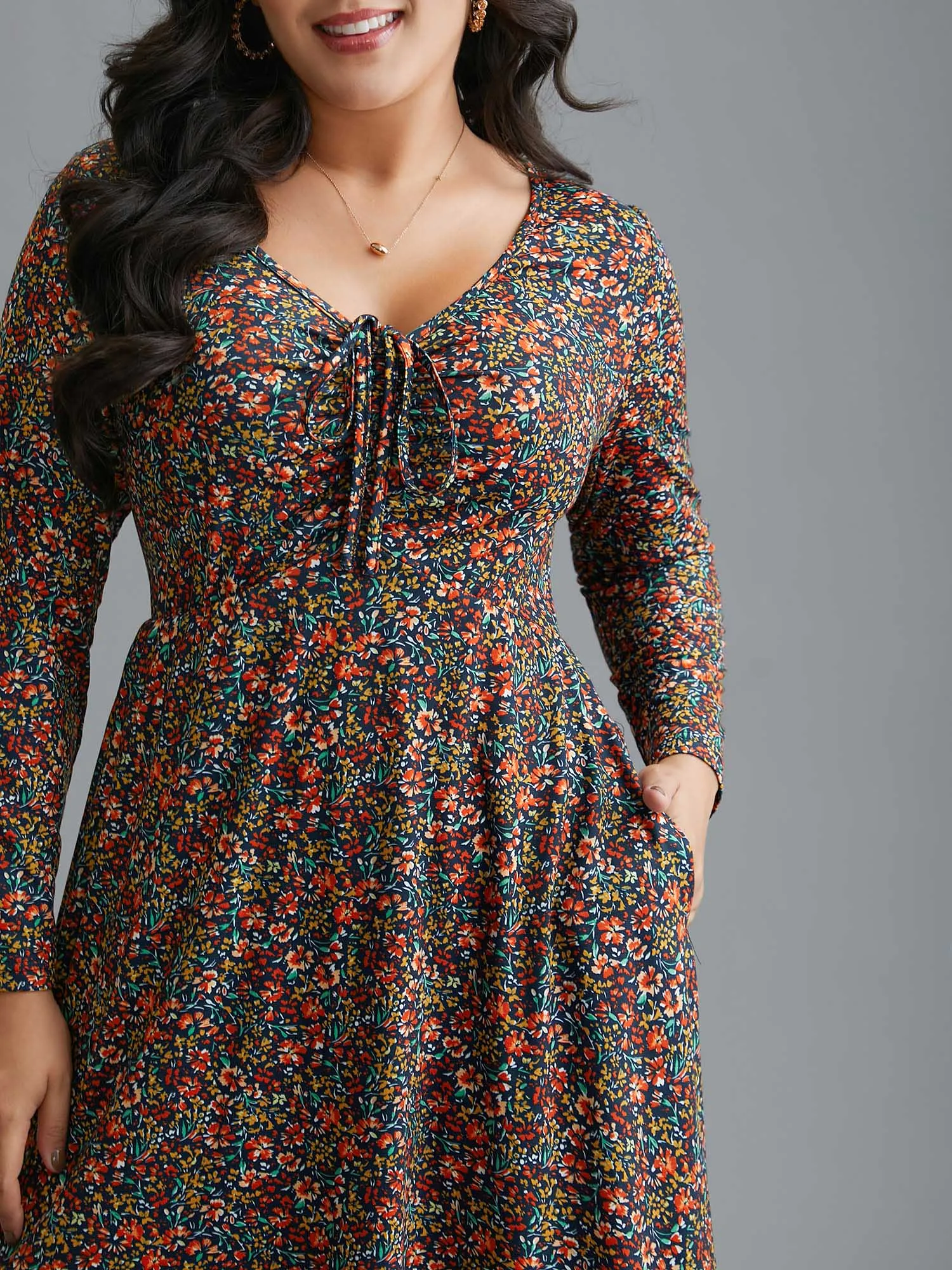 Ditsy Floral Drawstring Midi Dress sold by Bloomchic product image thumbnail 2