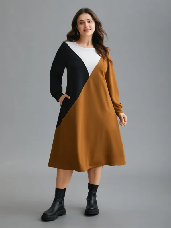 Colorblock Contrast Pockets Knitted Midi Dress sold by Bloomchic