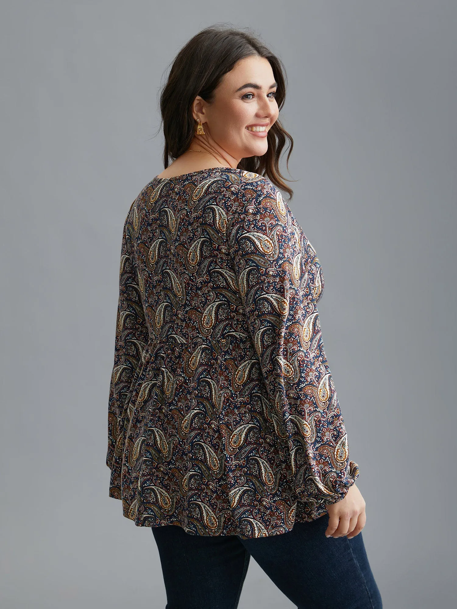 Perris Pattern V-Neck Waist-Cinching Knit Top sold by Bloomchic product image thumbnail 5