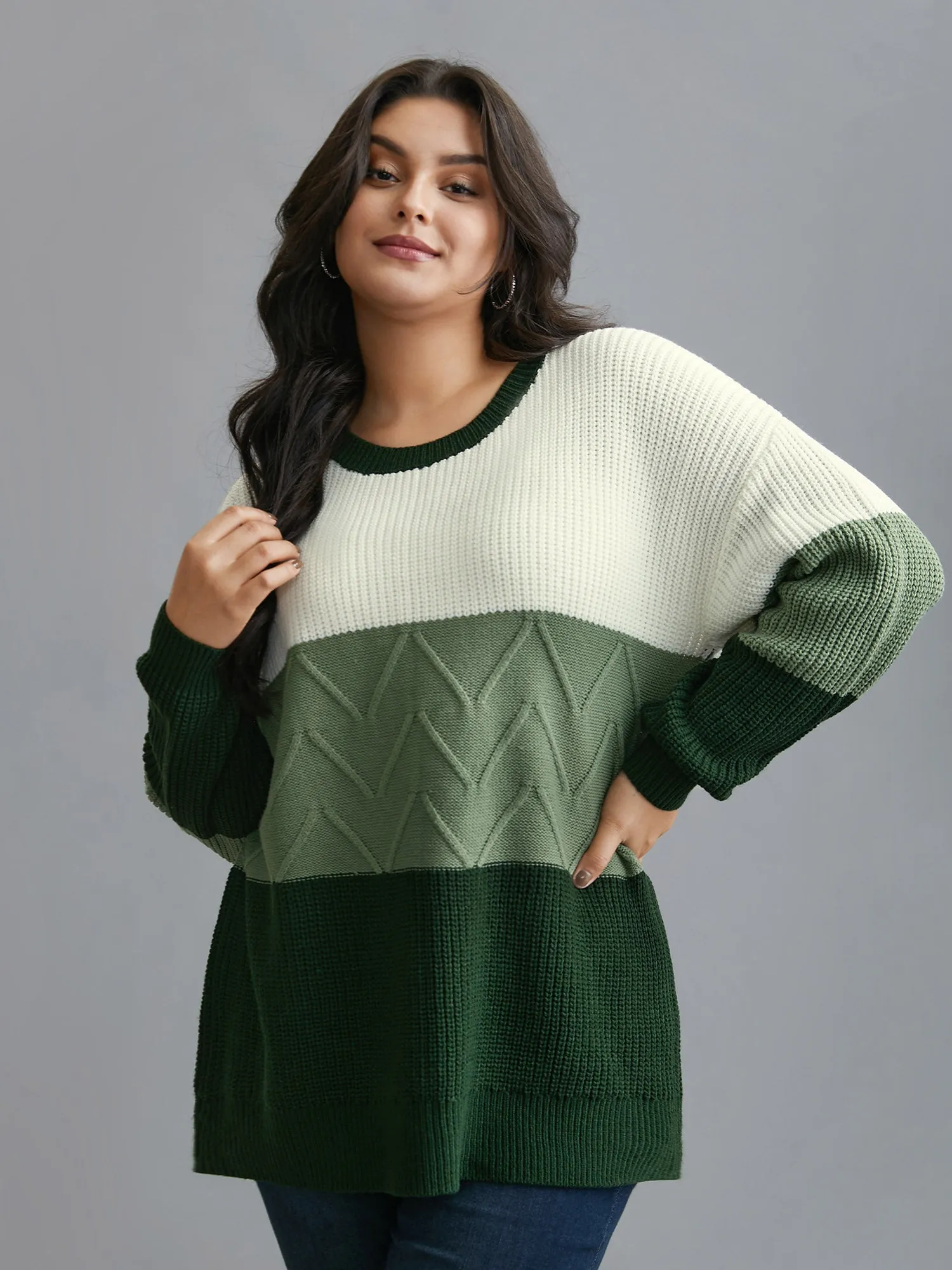 Textured Color Block Round Neck Pullover sold by Bloomchic product image thumbnail 3