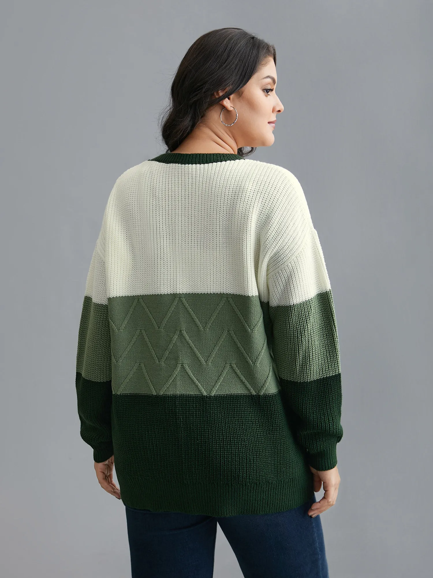 Textured Color Block Round Neck Pullover sold by Bloomchic product image thumbnail 2