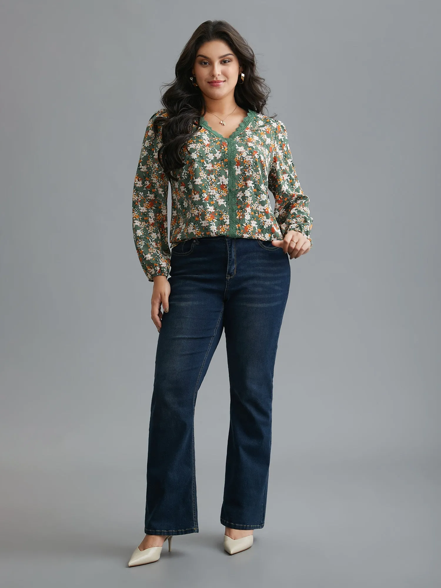 Floral Lace Panel Lantern Sleeve Blouse sold by Bloomchic product image thumbnail 2