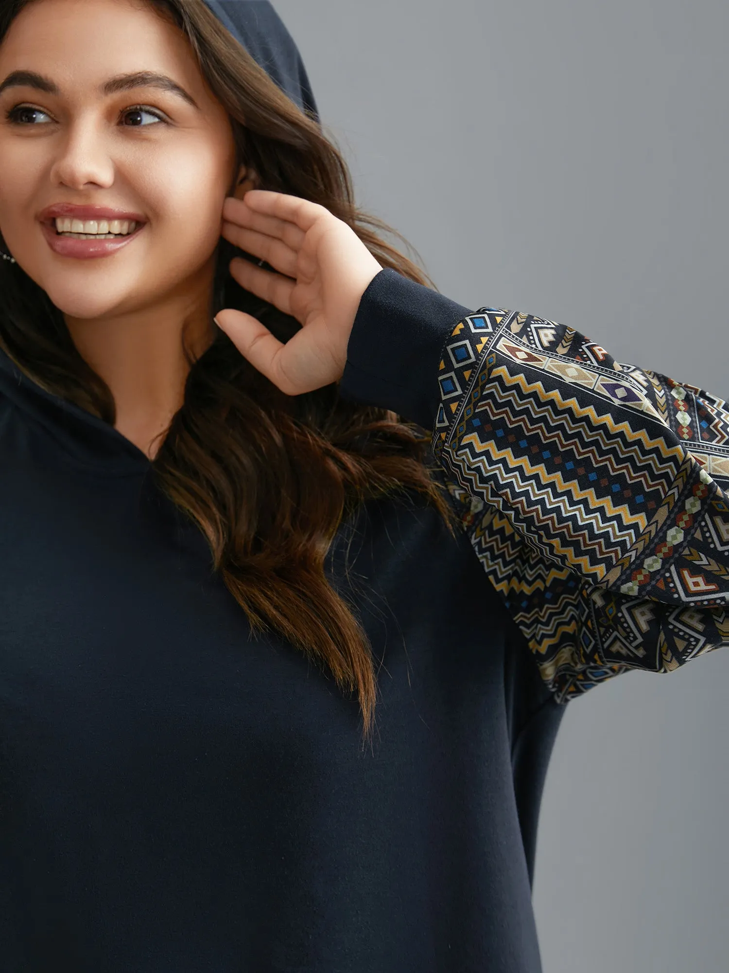 Boho Print Contrast Fabric Hooded Sweatshirt sold by Bloomchic product image thumbnail 5