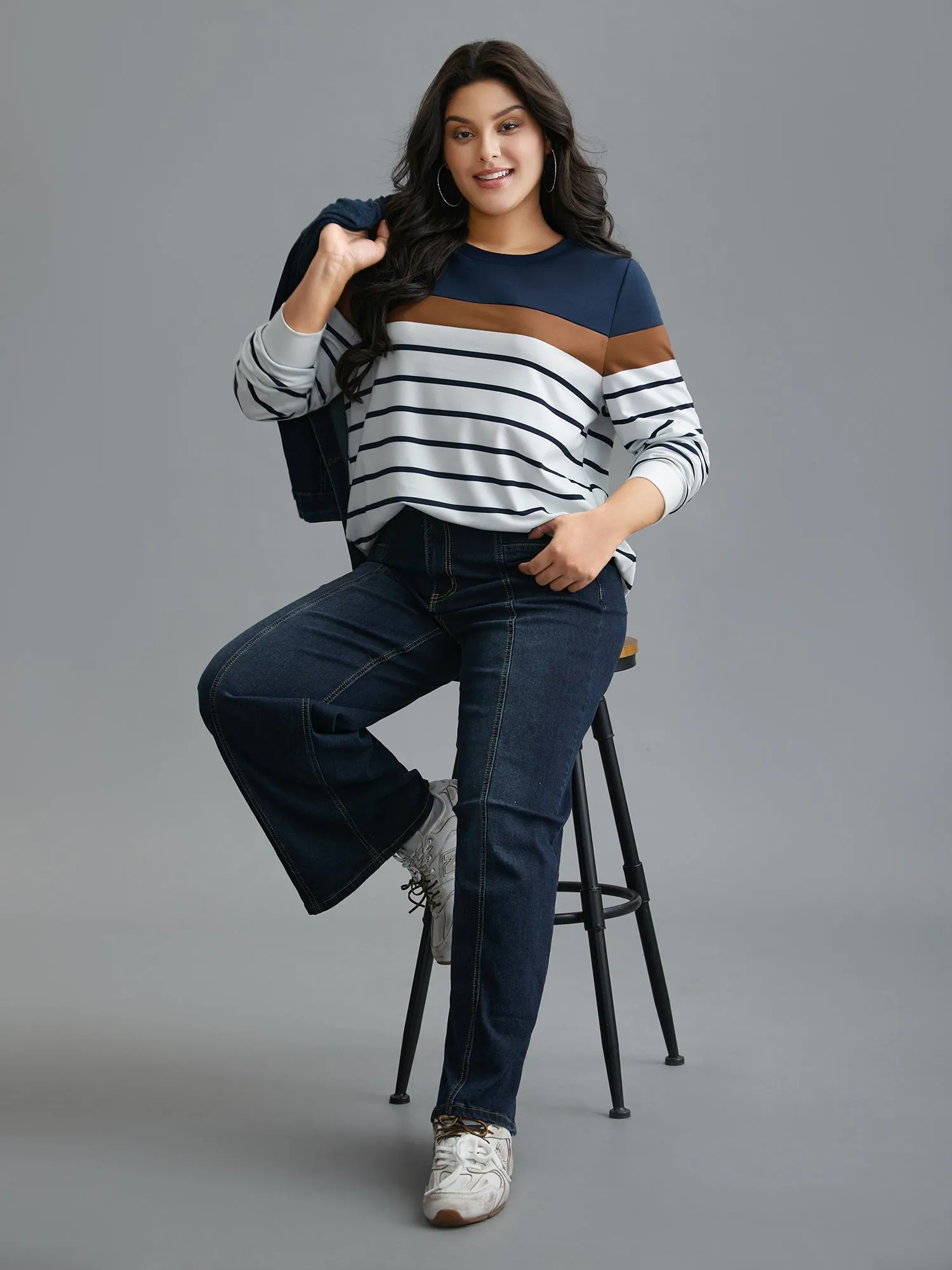 Striped Contrast Round Neck Sweatshirt sold by Bloomchic product image thumbnail 5