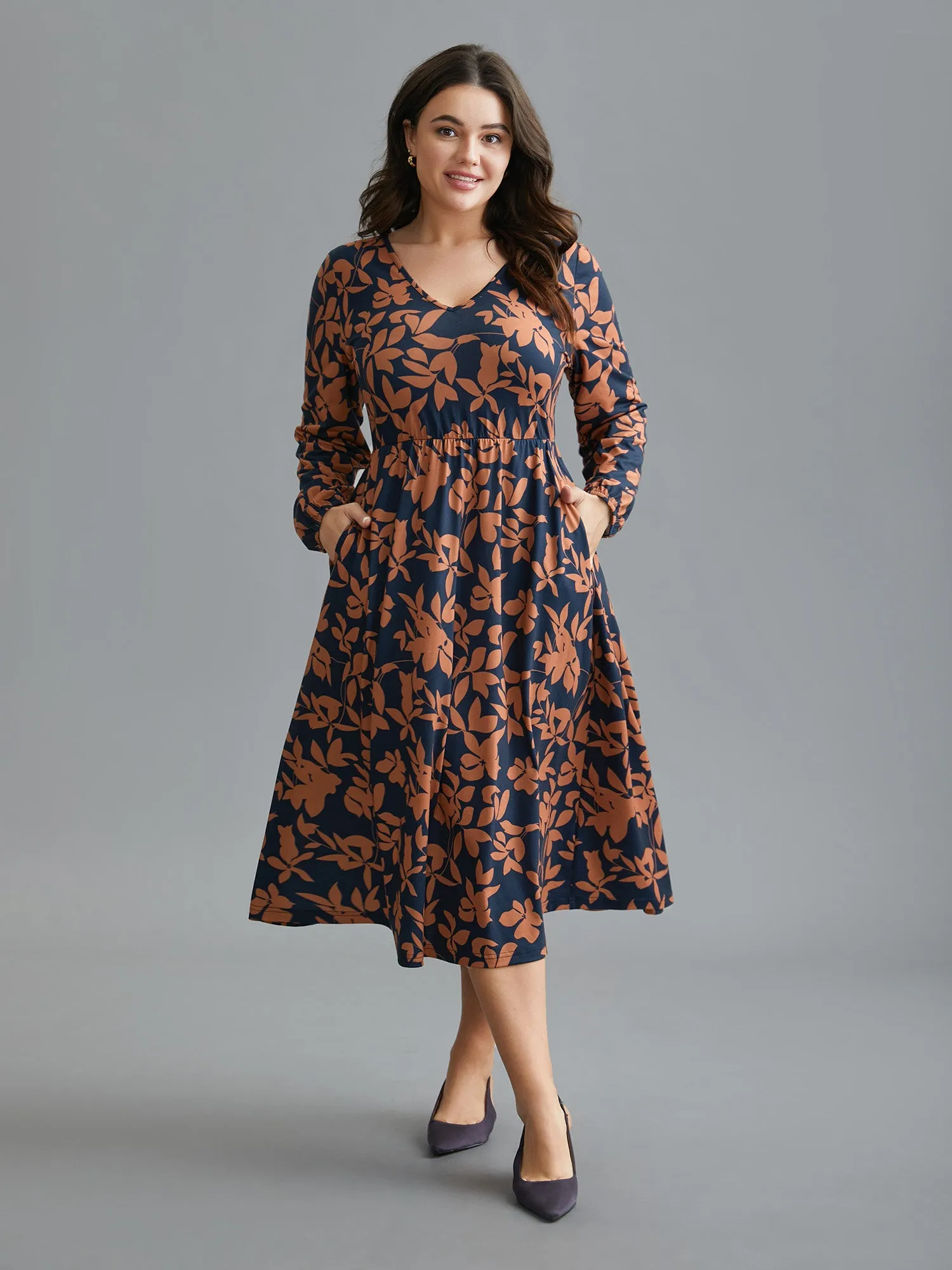 Autumn Leaves Print Fit-and-Flare Midi Dress sold by Bloomchic product image thumbnail 3