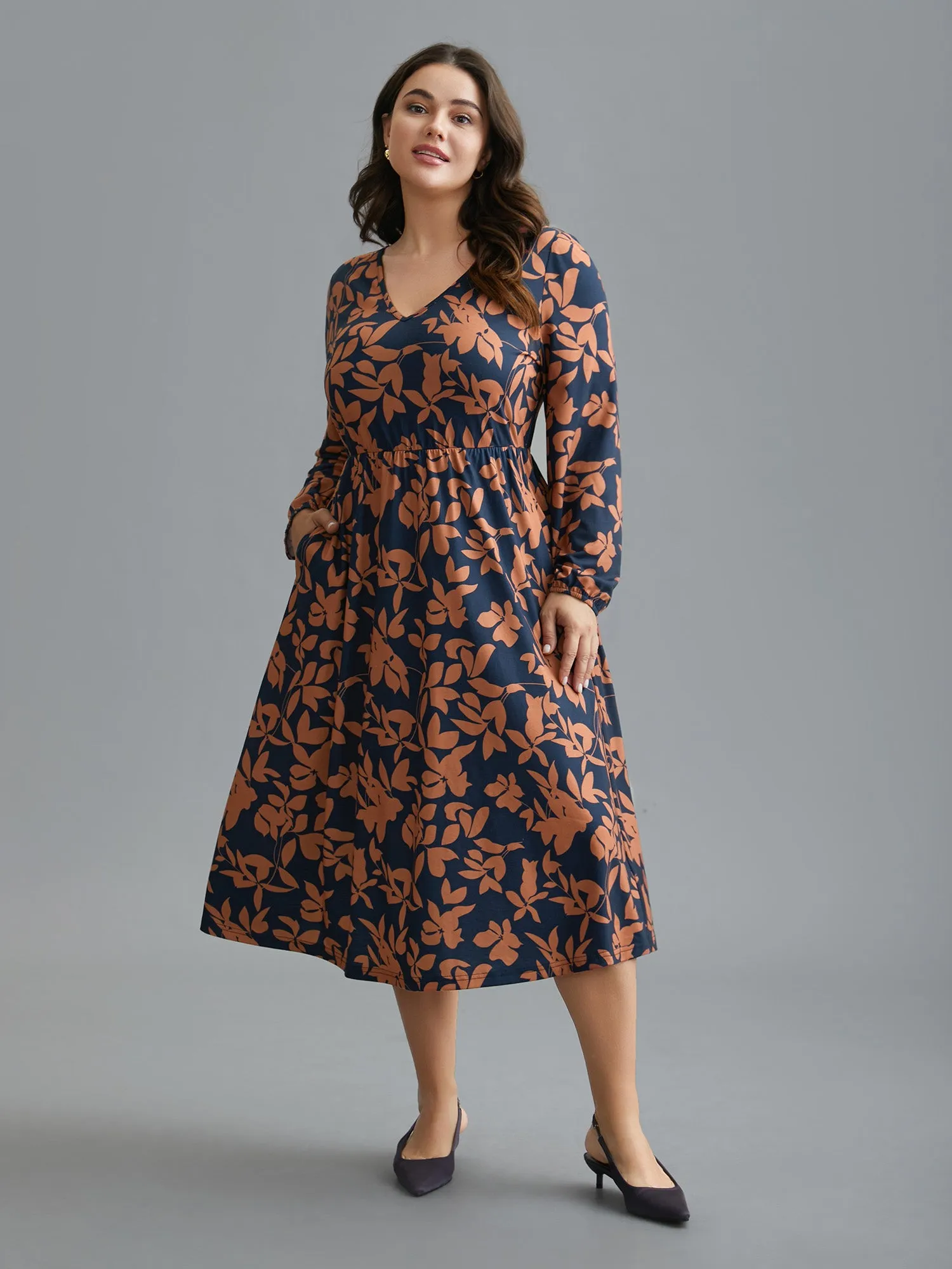 Autumn Leaves Print Fit-and-Flare Midi Dress sold by Bloomchic product image thumbnail 2