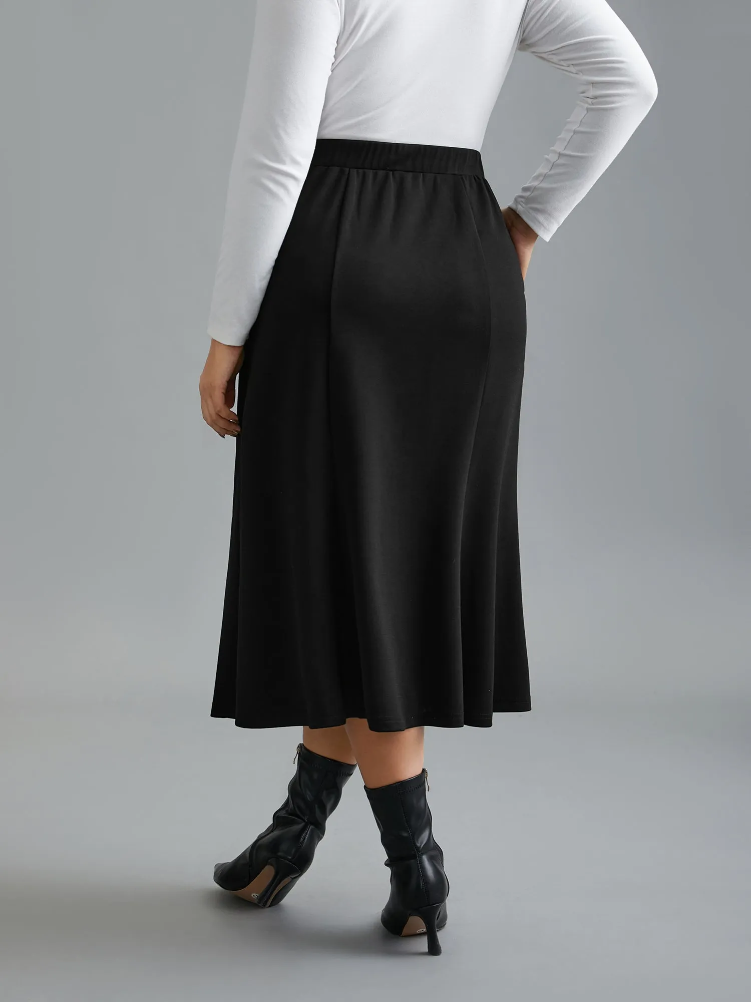 Elastic Waist Fishtail Maxi Skirt sold by Bloomchic product image thumbnail 2