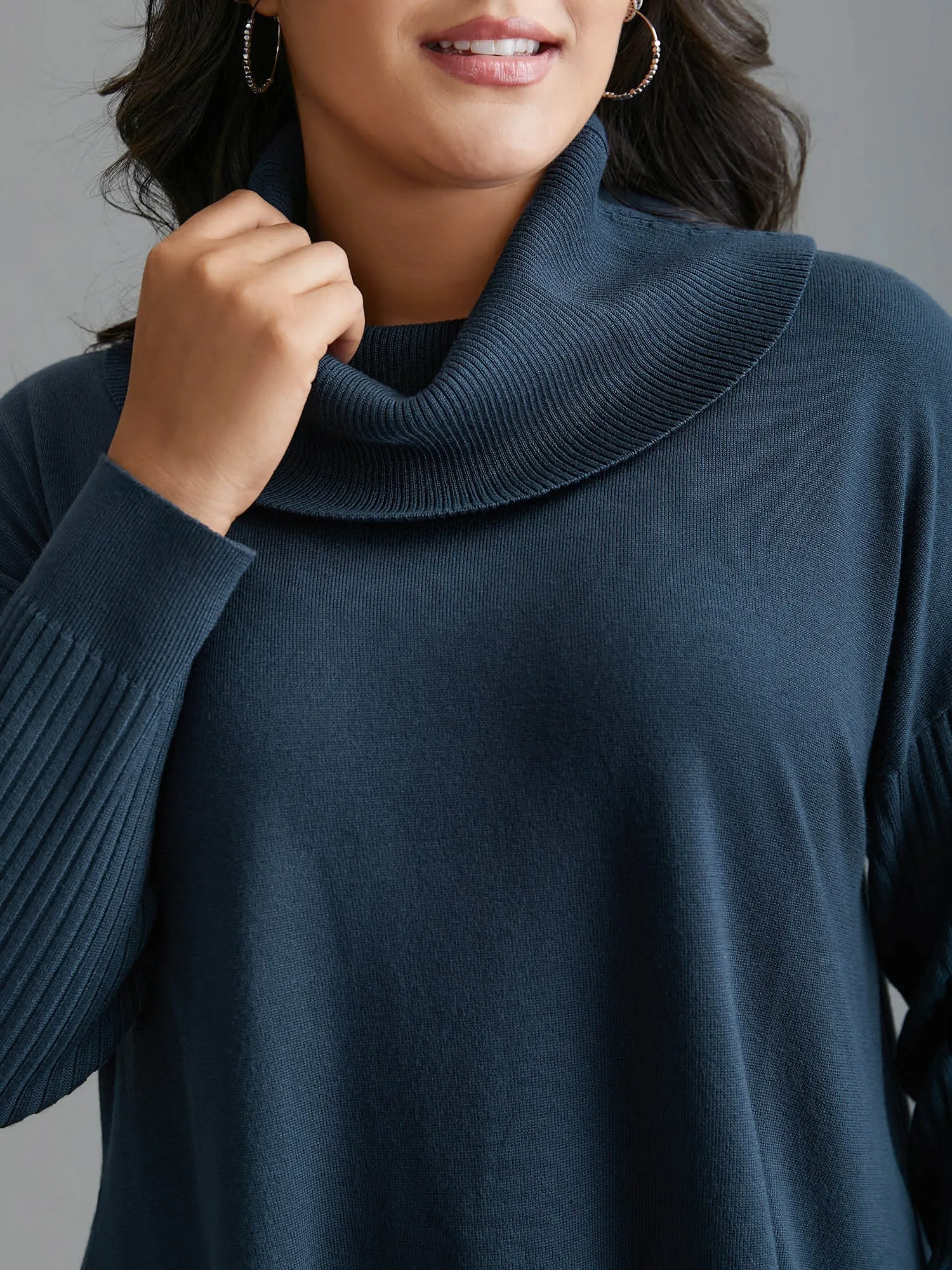 Supersoft Essentials Textured Drop Shoulder Turtleneck Pullover sold by Bloomchic product image thumbnail 5