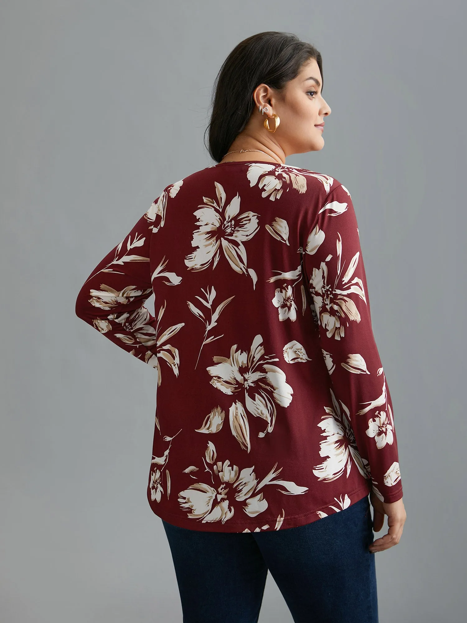 Lace Trim Notched Floral Knit Top sold by Bloomchic product image thumbnail 5