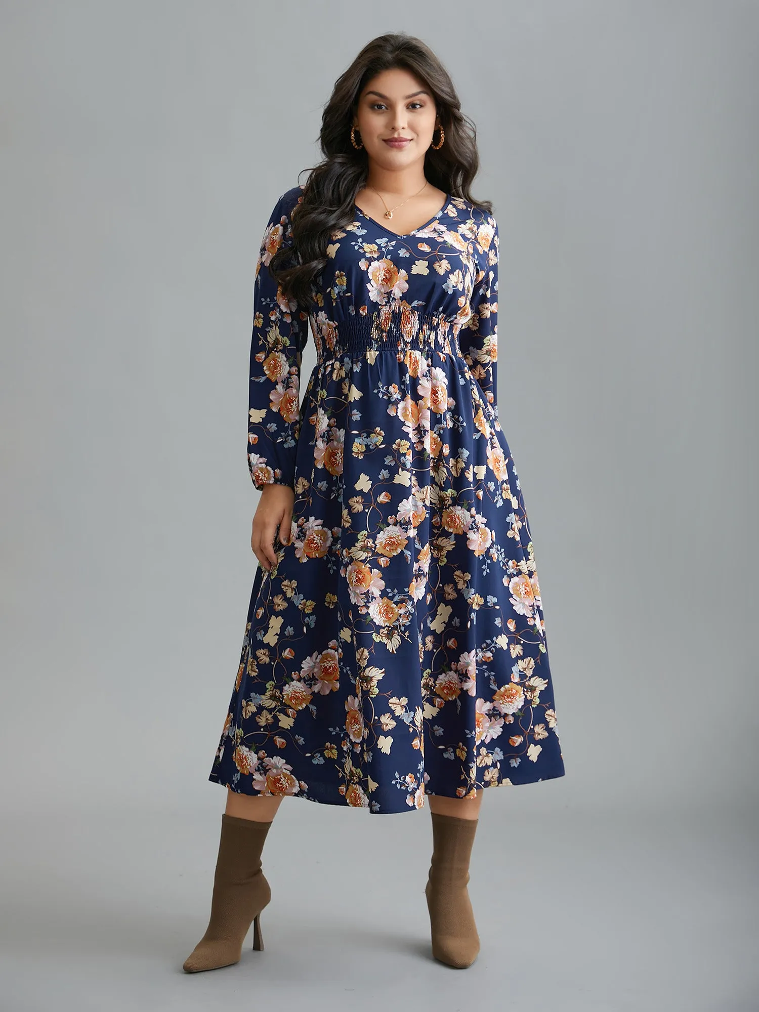 Floral Shirred V-Neck Maxi Dress sold by Bloomchic product image thumbnail 4