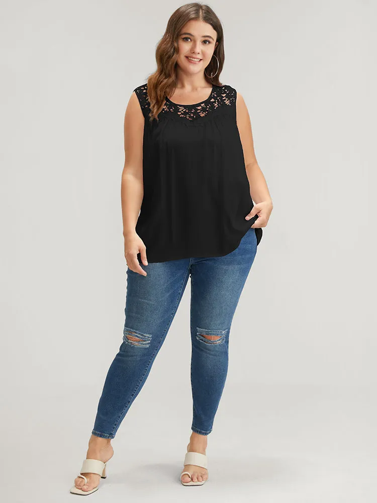 Solid Lace Insert Cami Top sold by Bloomchic product image thumbnail 2