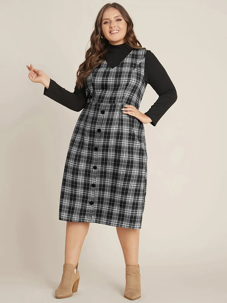 Plaid Sleeveless Button Detail Dress Without Sweater sold by Bloomchic product image thumbnail 4