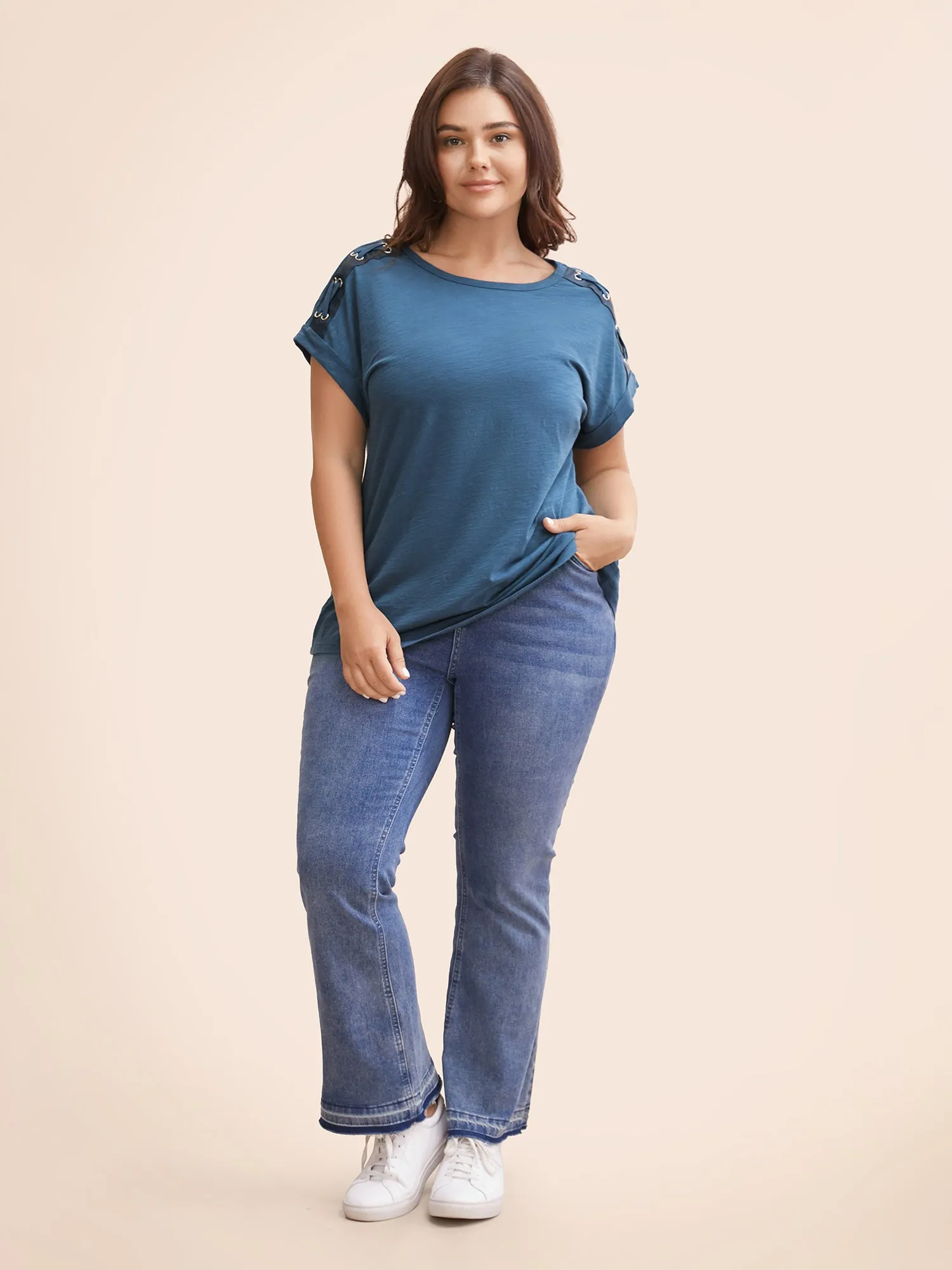 Crew Neck Patchwork Eyelet Tie Knot T-shirt sold by Bloomchic product image thumbnail 2