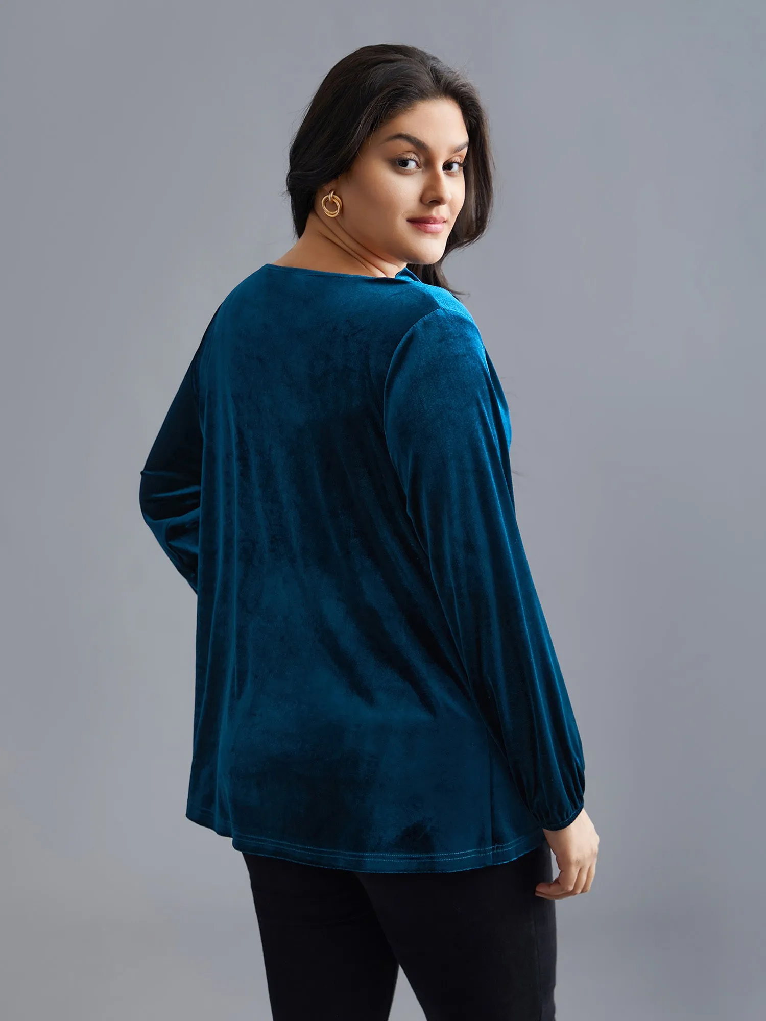 Cowl Neck Velvet Slim-Fit Top sold by Bloomchic product image thumbnail 5